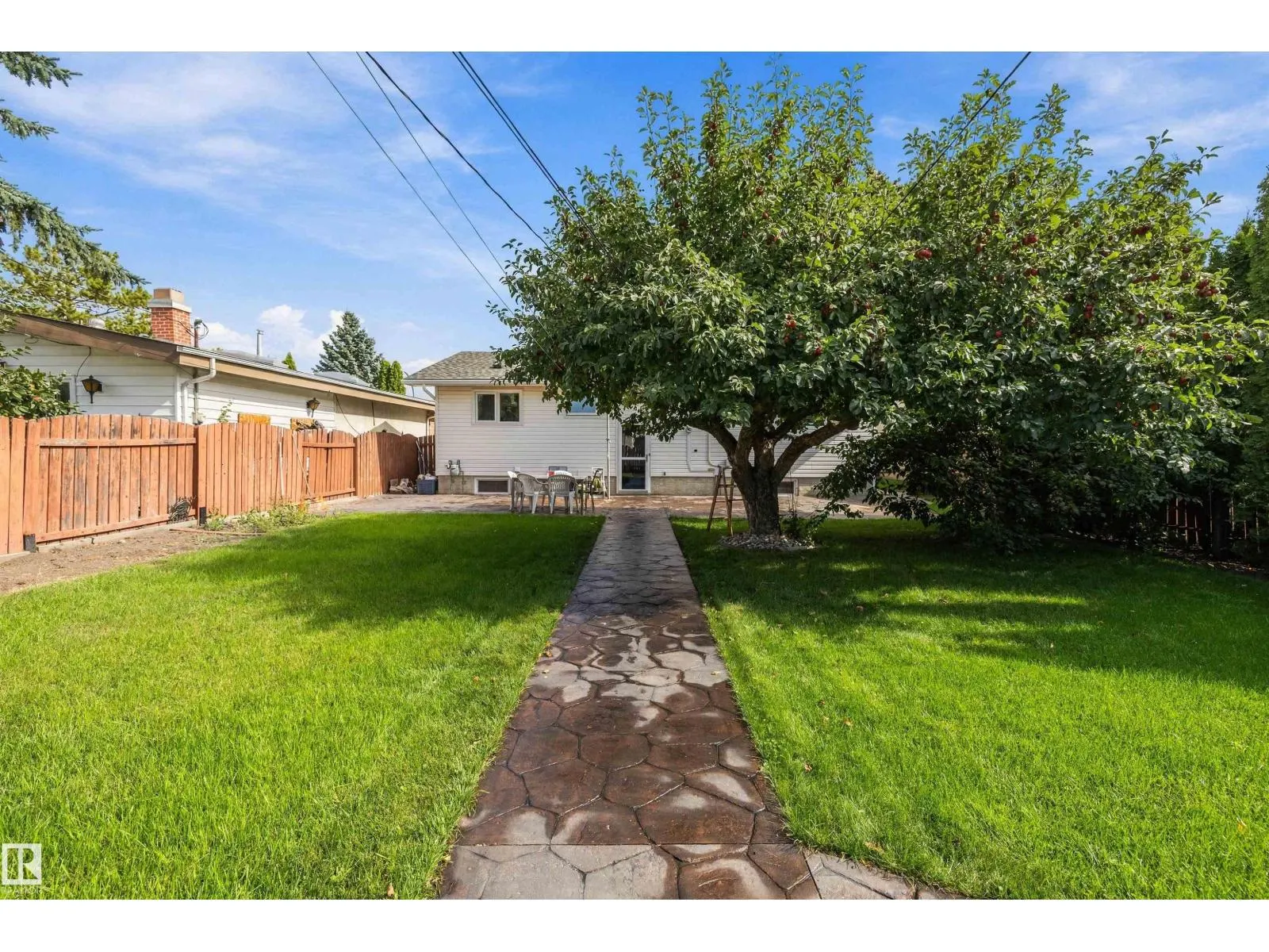 13304 73 ST NW