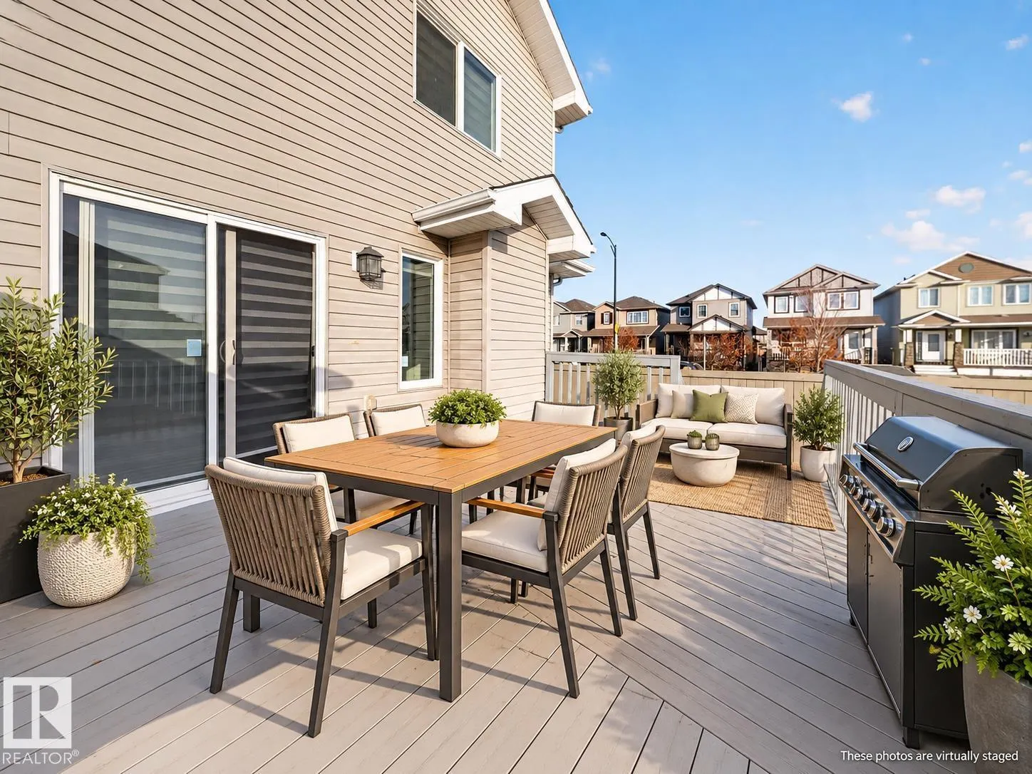1403 26 AVE NW