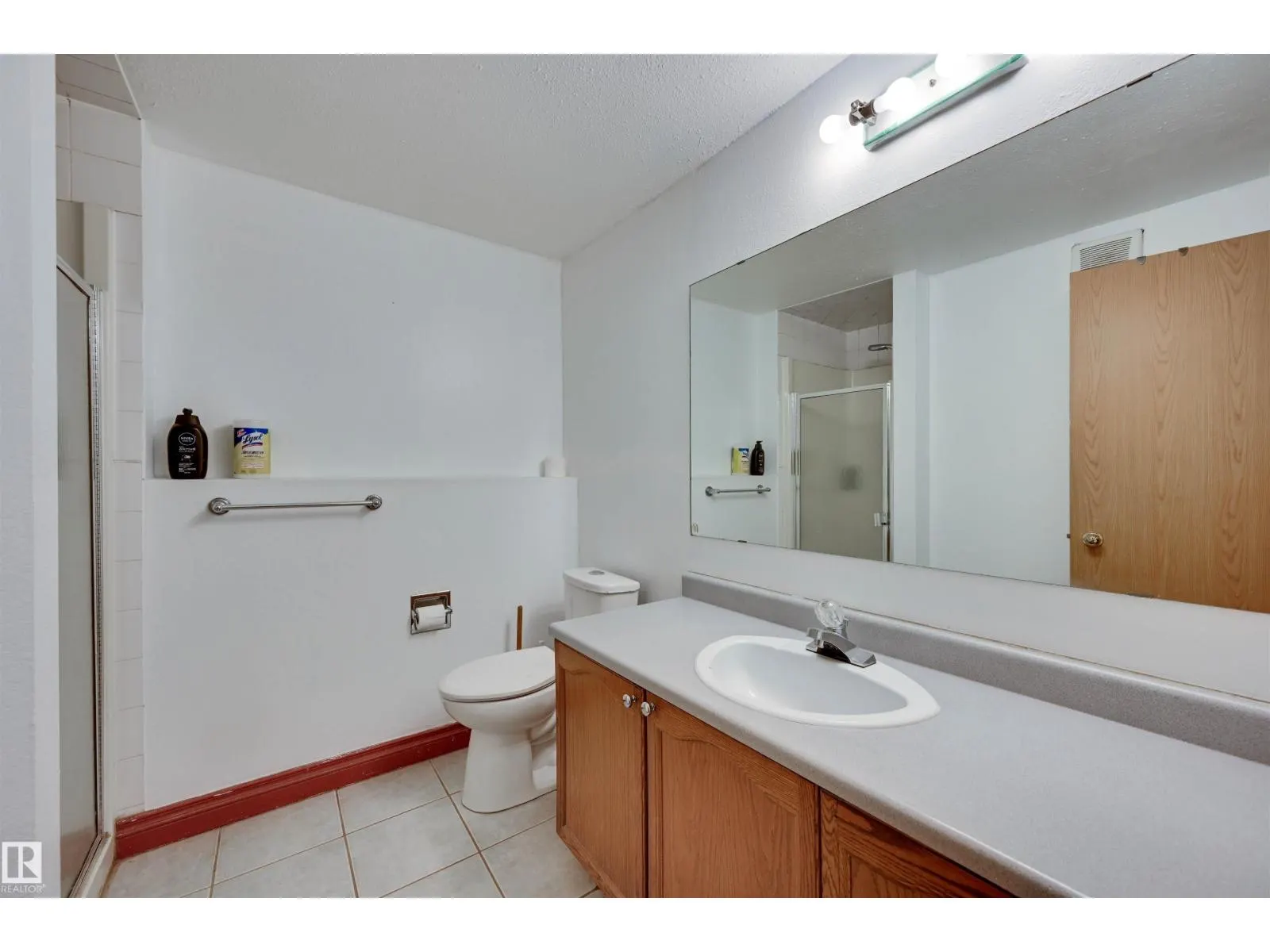 3929 25 AV NW