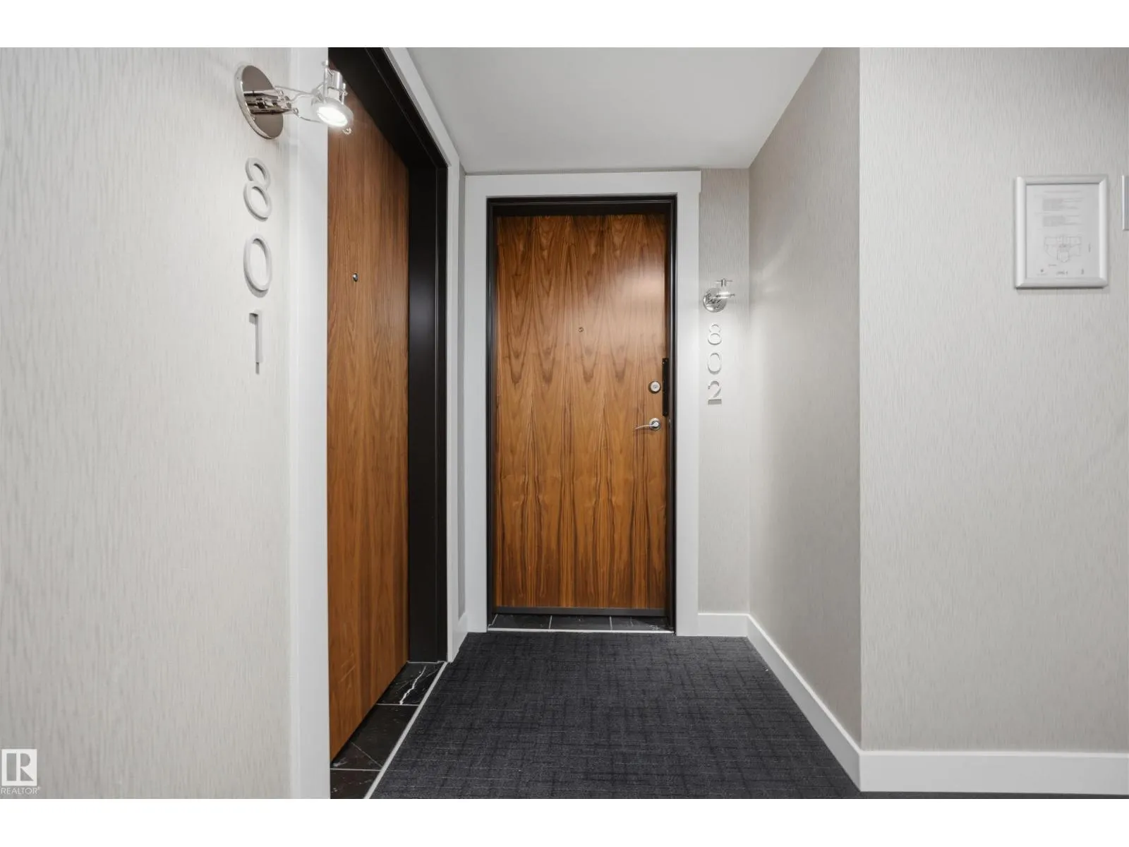 #802 9720 106 ST NW