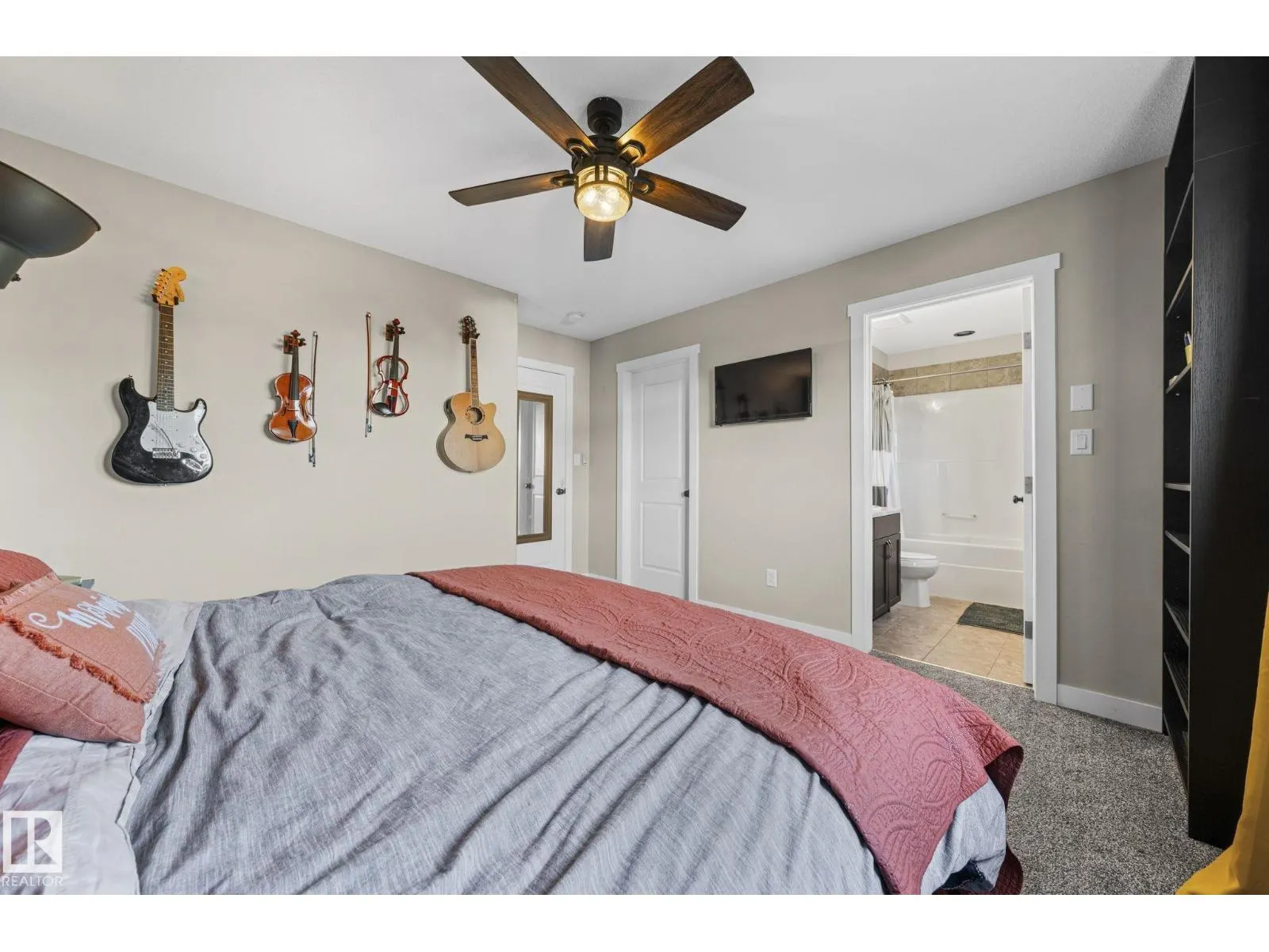 957 CRYSTALLINA NERA WY NW