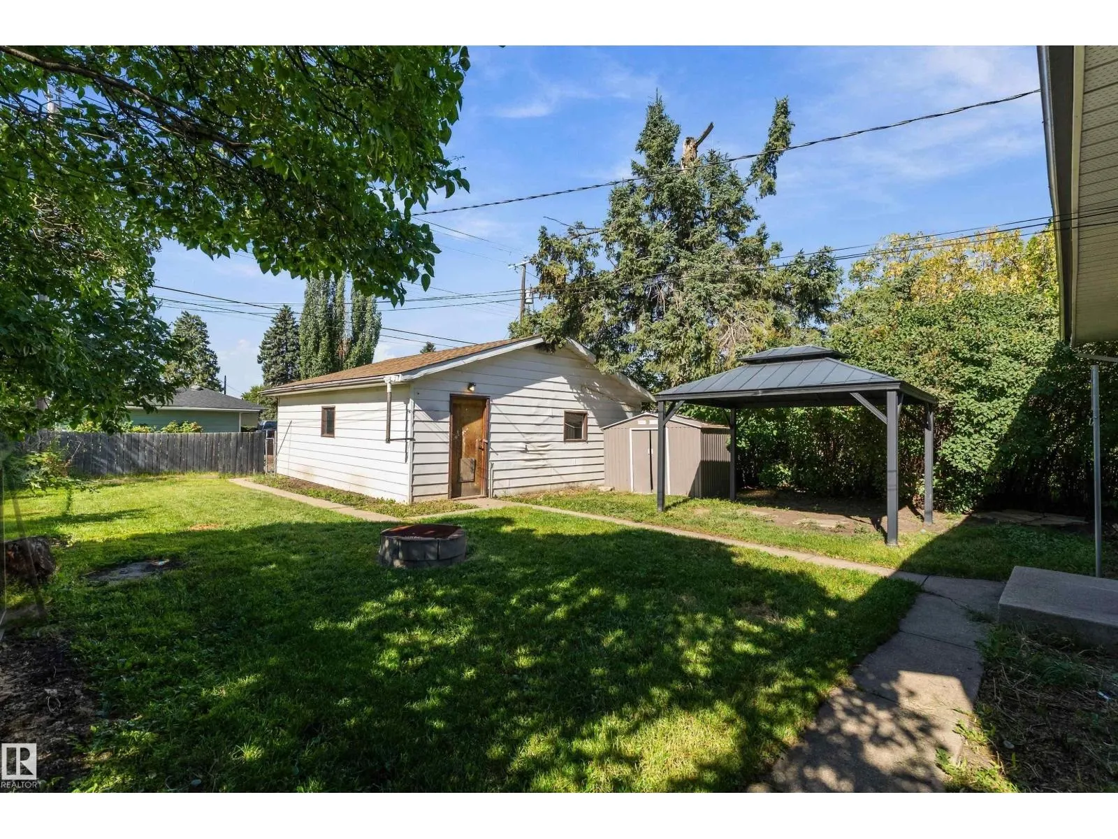 10432 50 ST NW