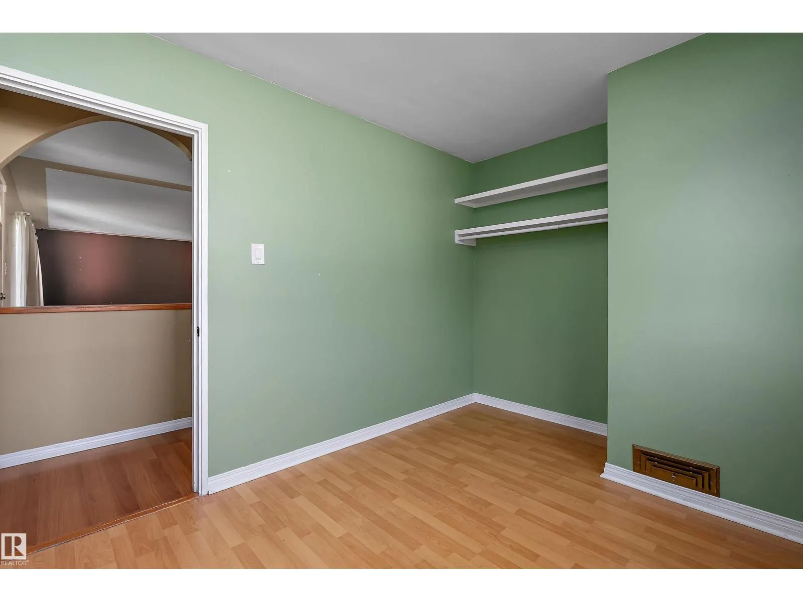 10432 50 ST NW