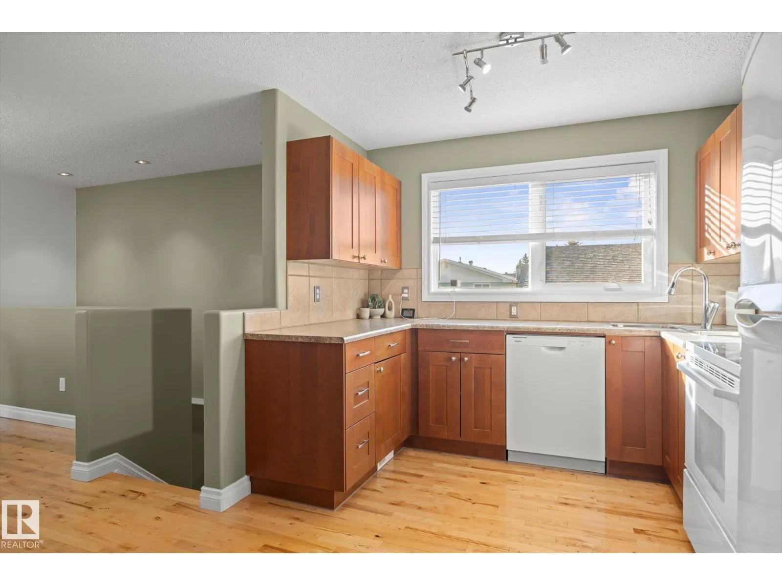 11507 152B AV NW