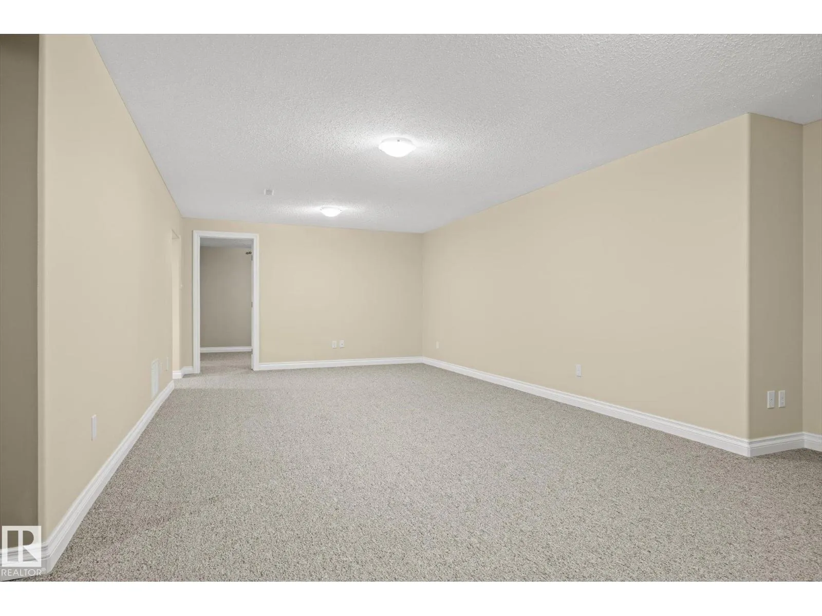 11507 152B AV NW