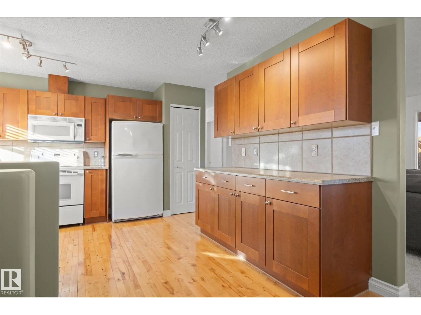 11507 152B AV NW