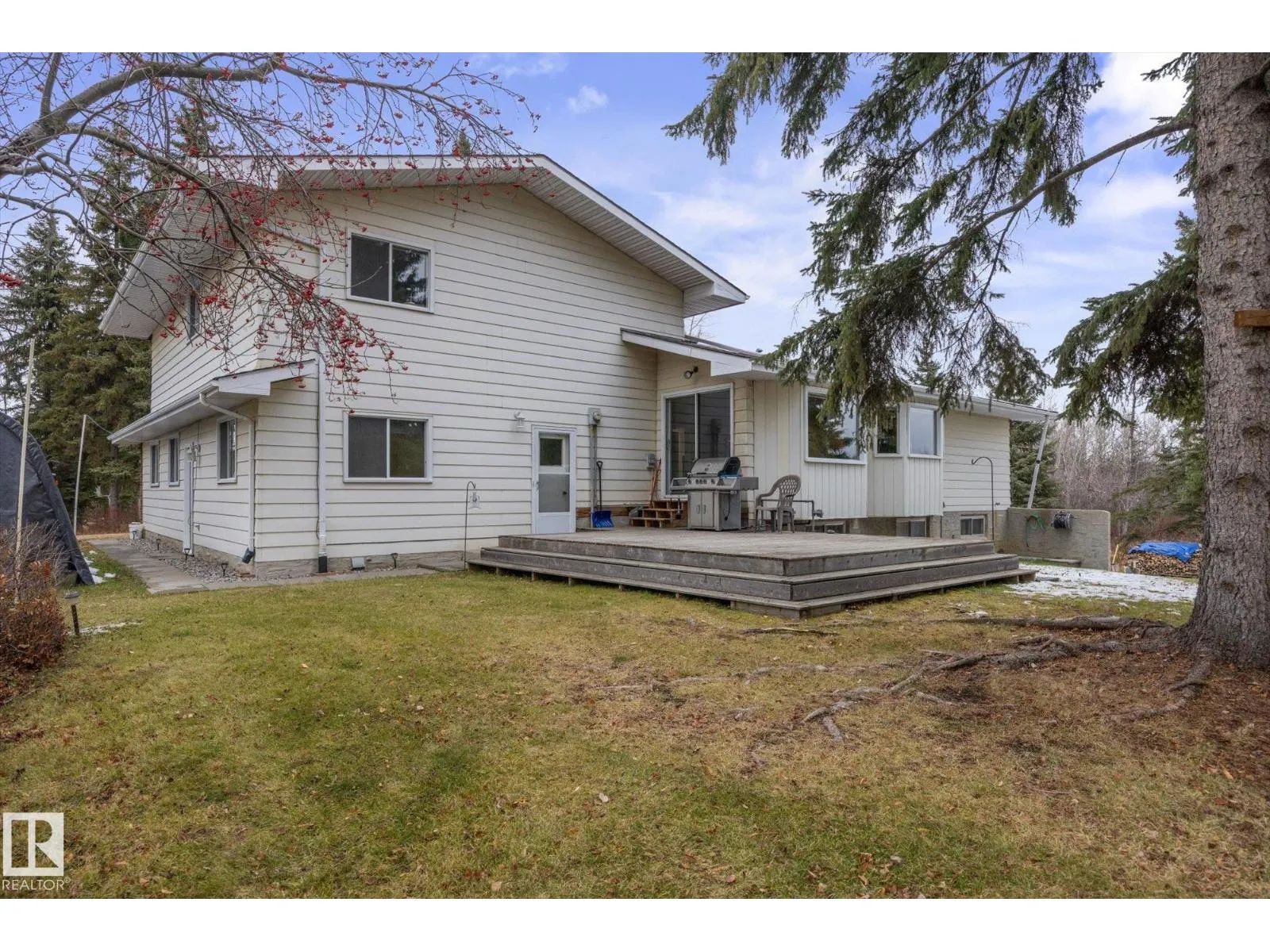 #85 52409 RGE ROAD 223