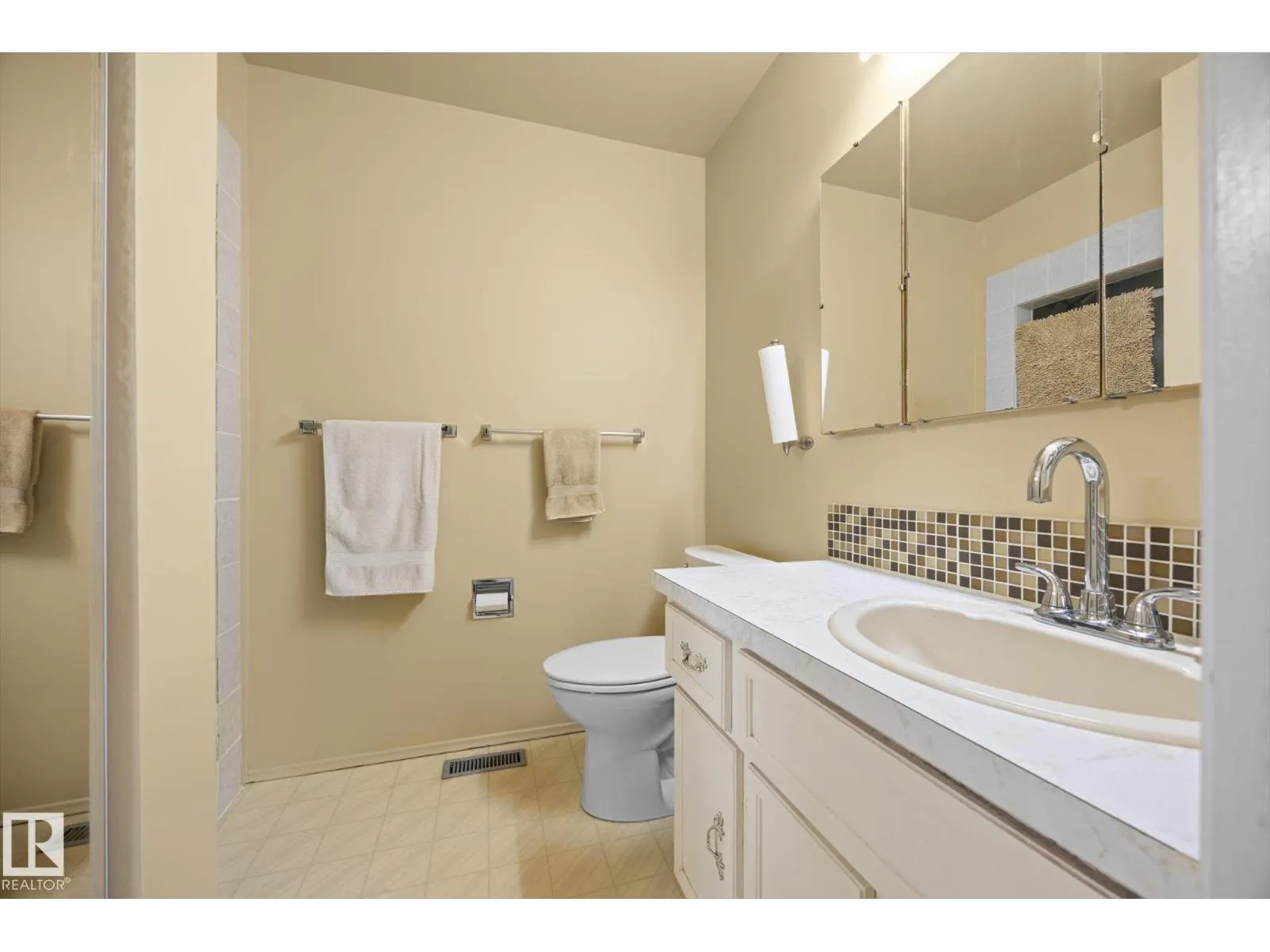 #85 52409 RGE ROAD 223
