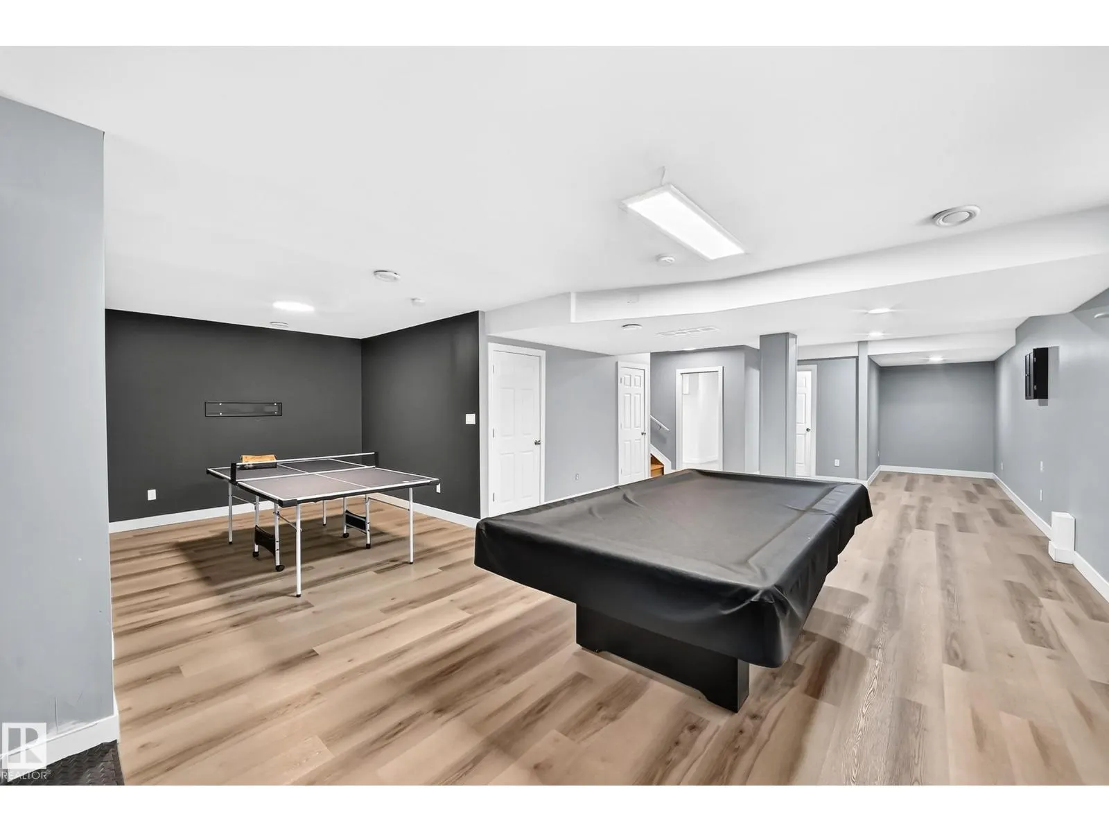 244 SHEPPARD CI