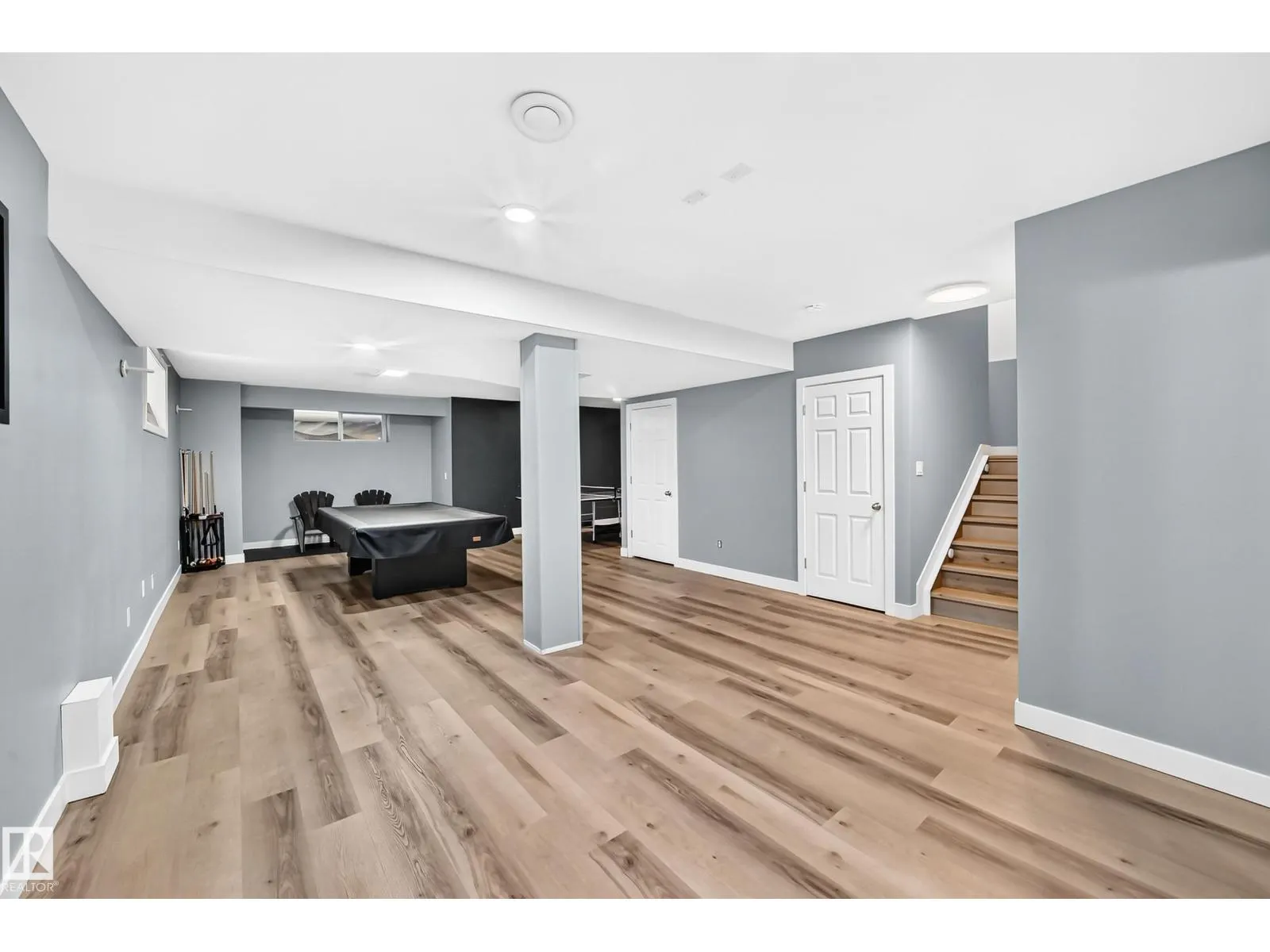 244 SHEPPARD CI