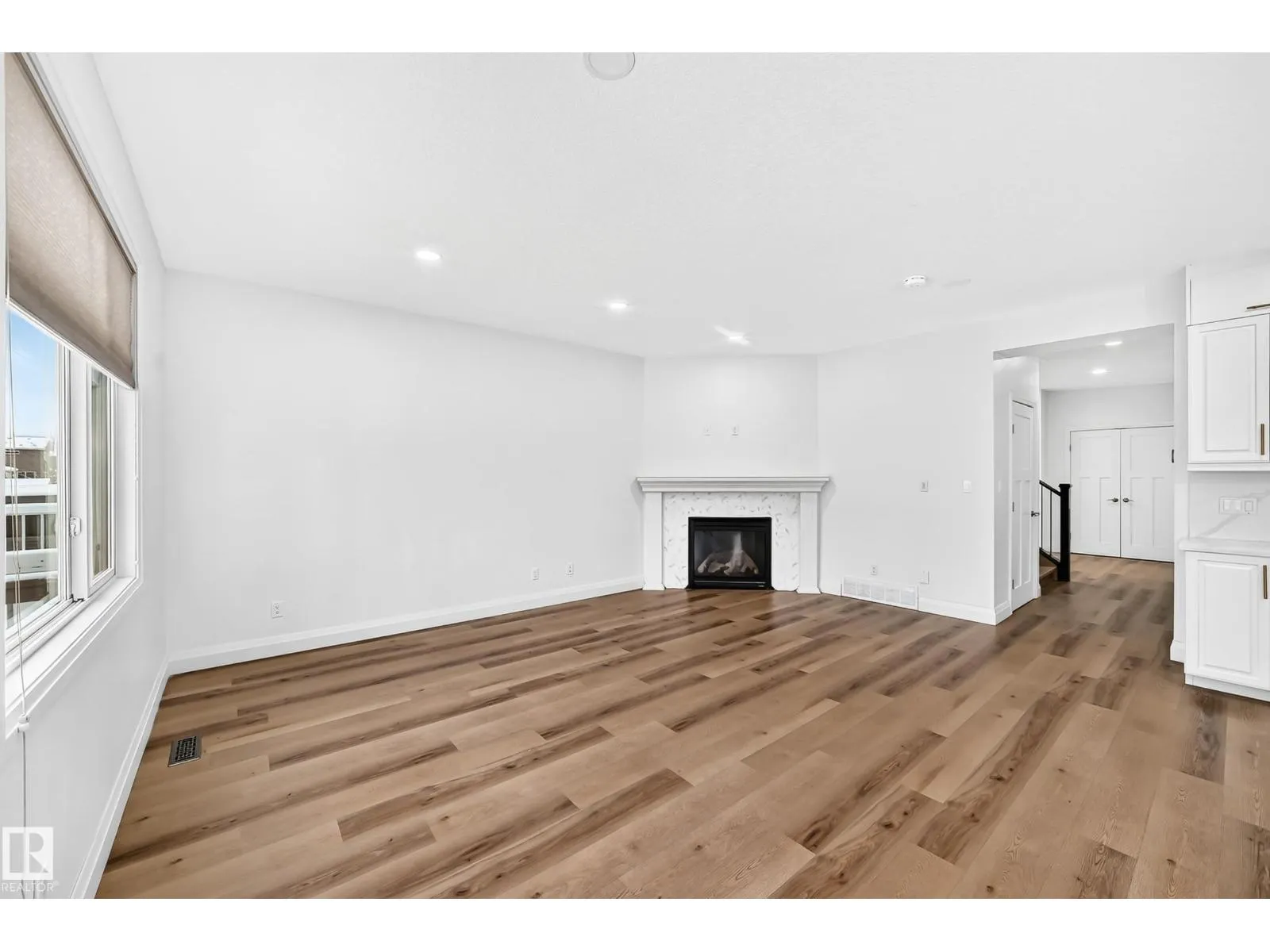 244 SHEPPARD CI