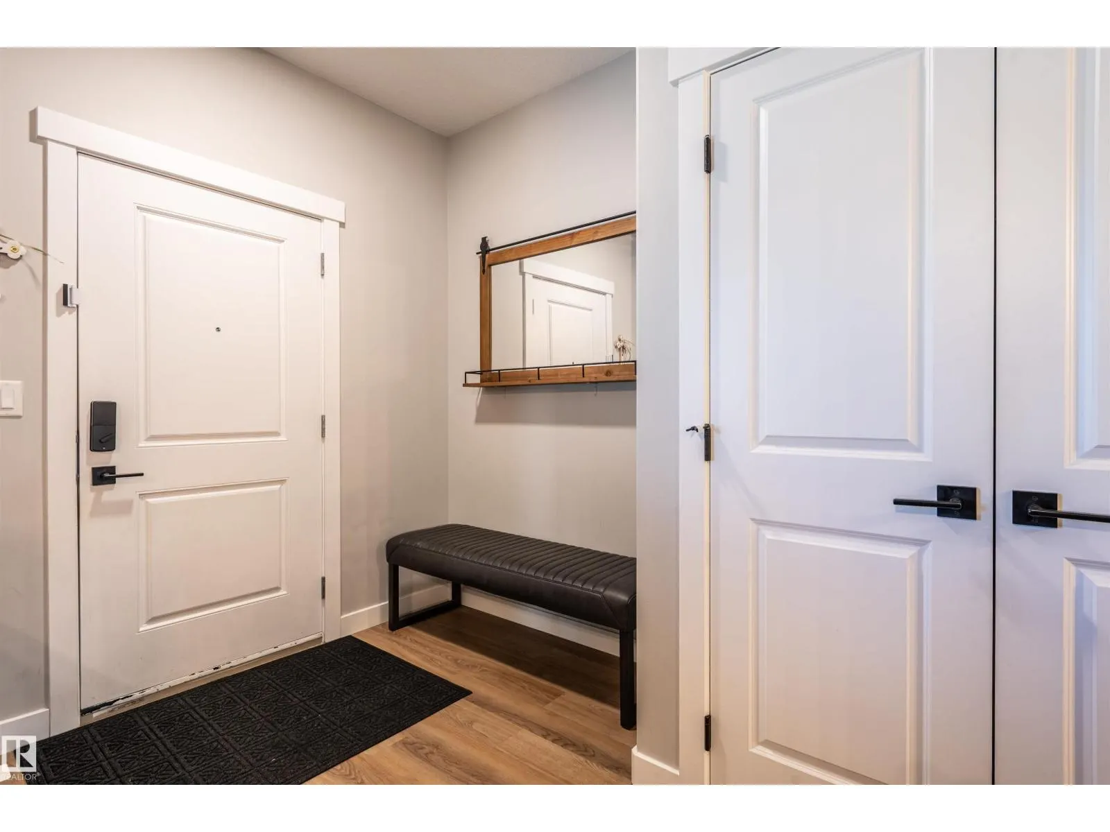 10624 98 ST
