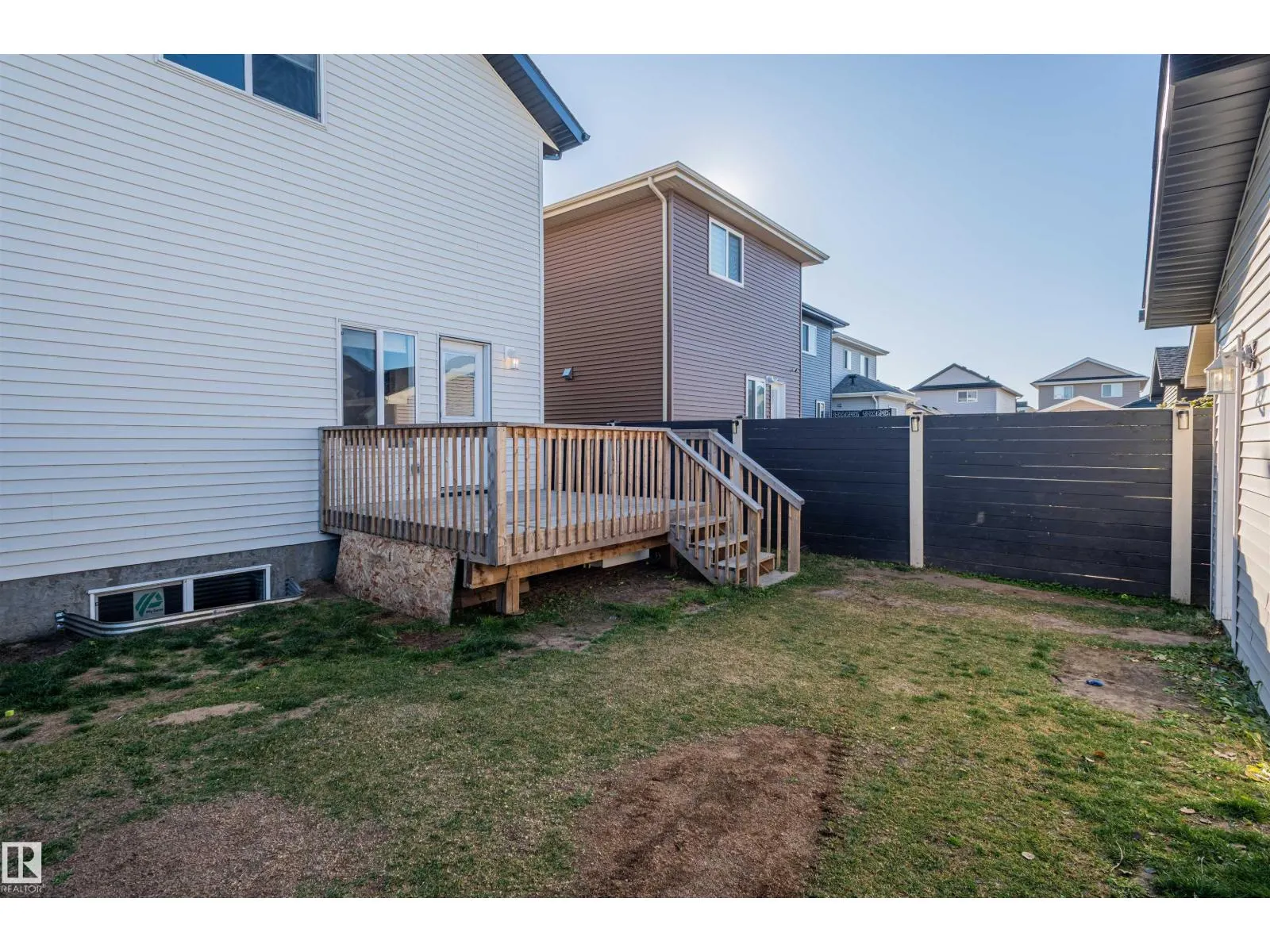 10624 98 ST