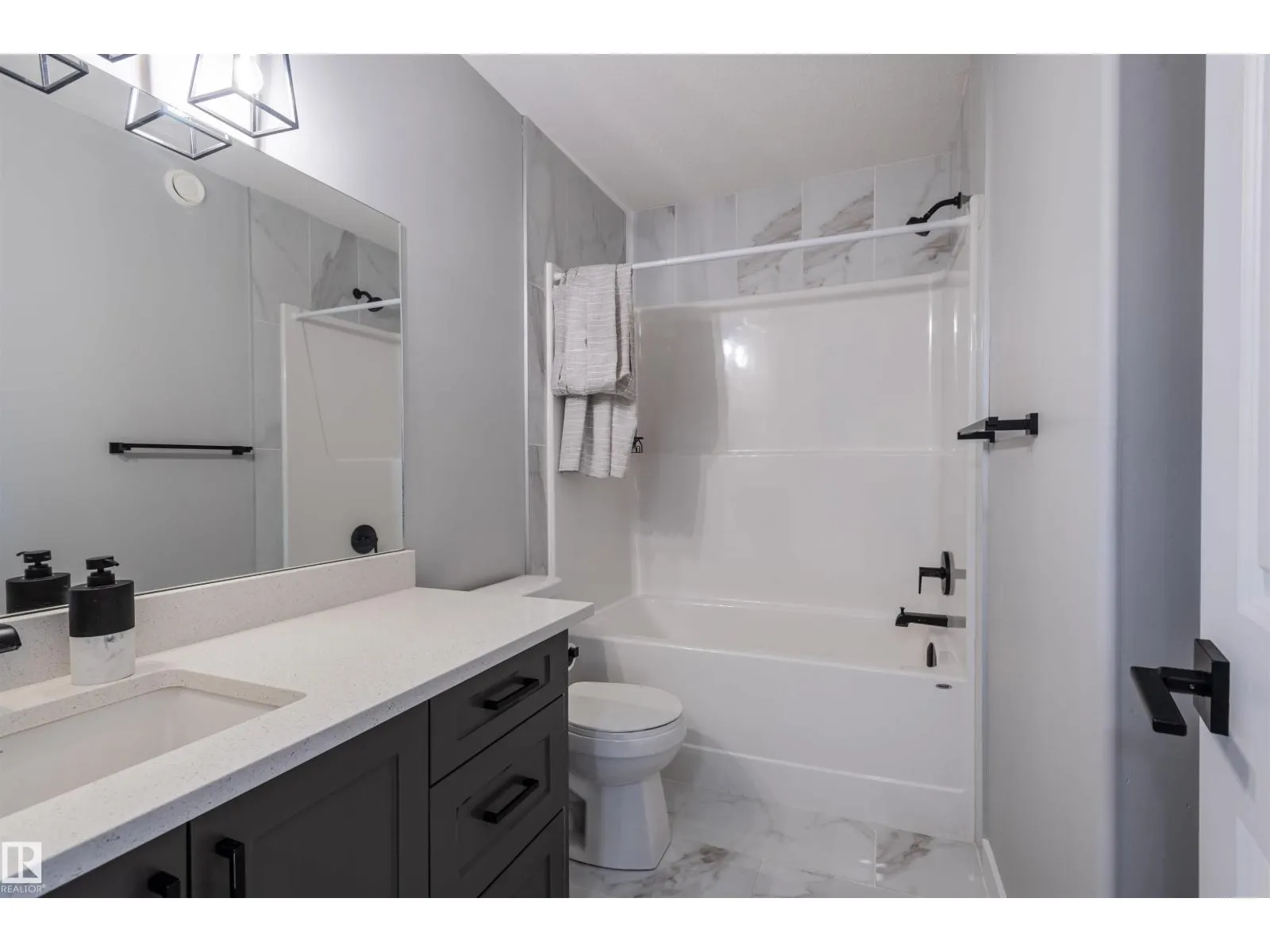 10624 98 ST