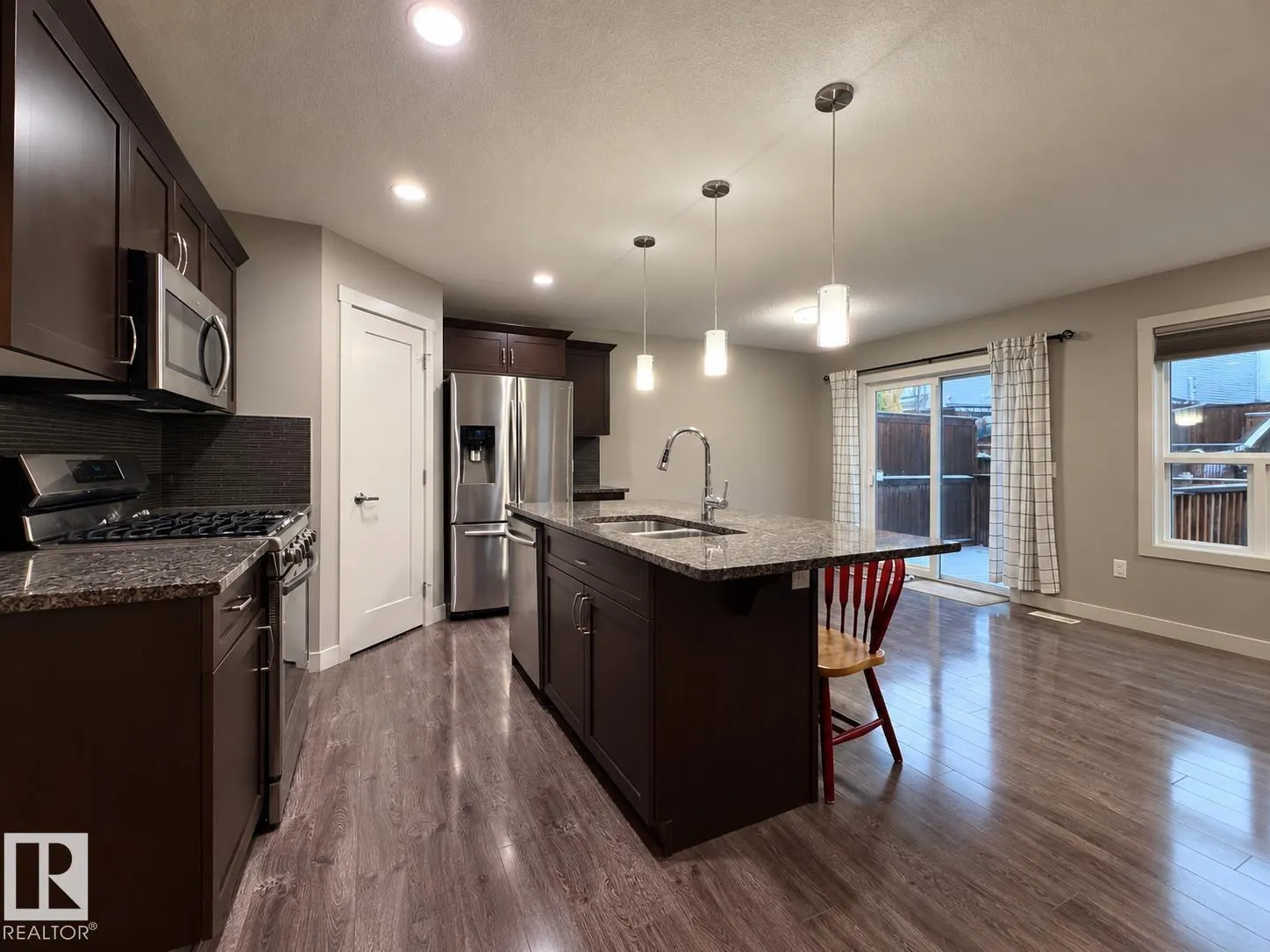 153 SUMMERSTONE LN