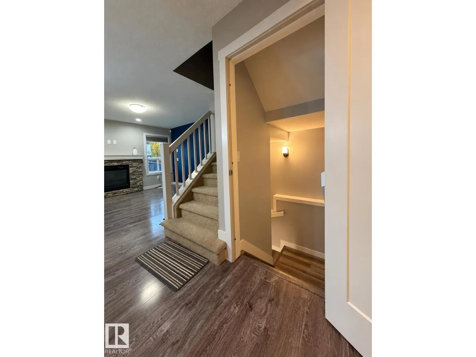 153 SUMMERSTONE LN