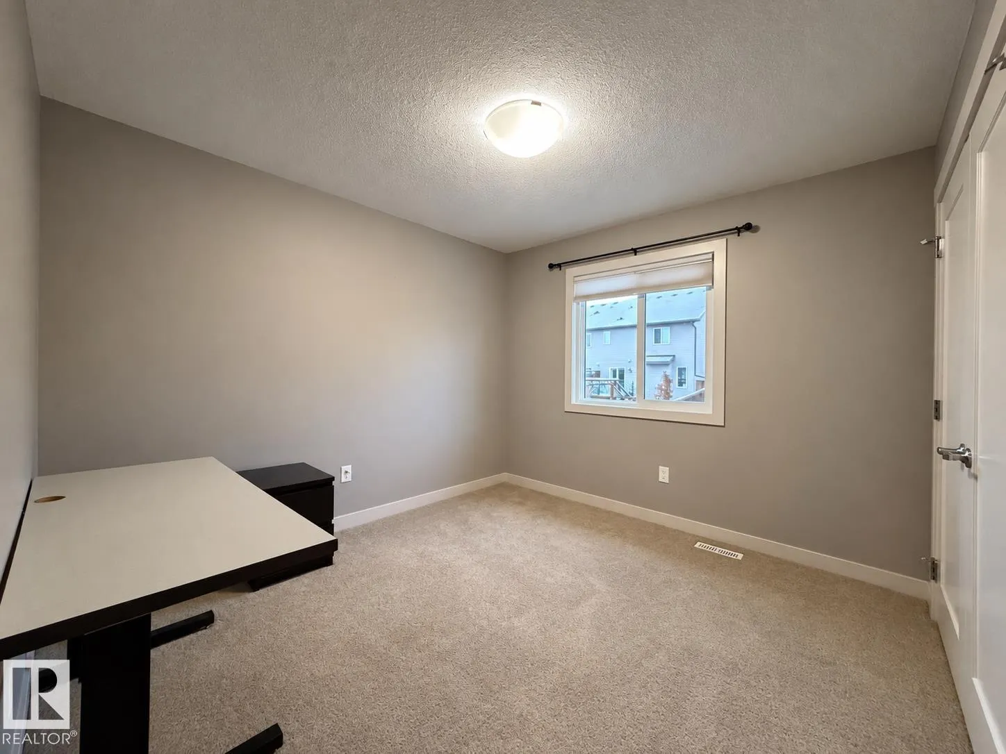 153 SUMMERSTONE LN