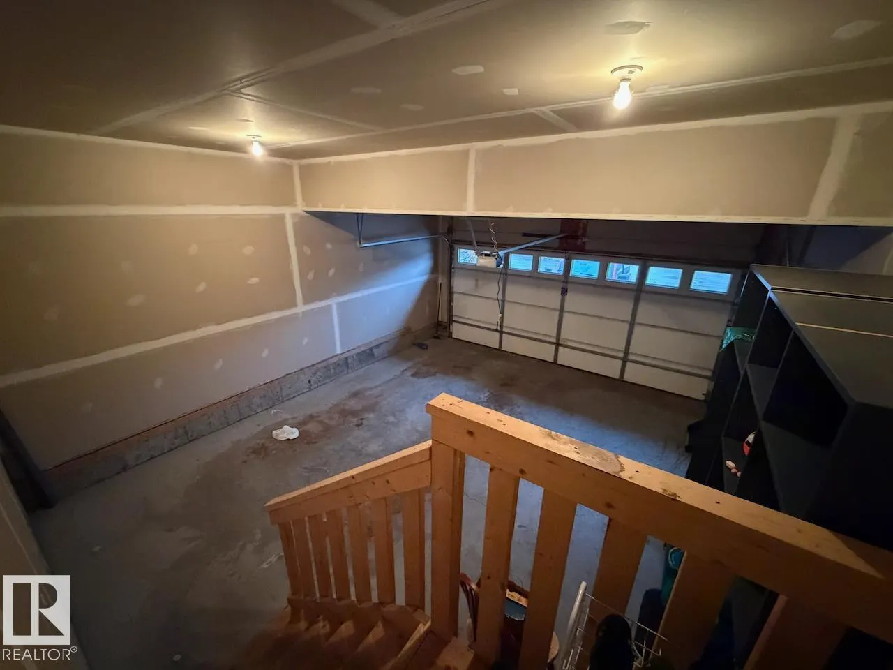 153 SUMMERSTONE LN