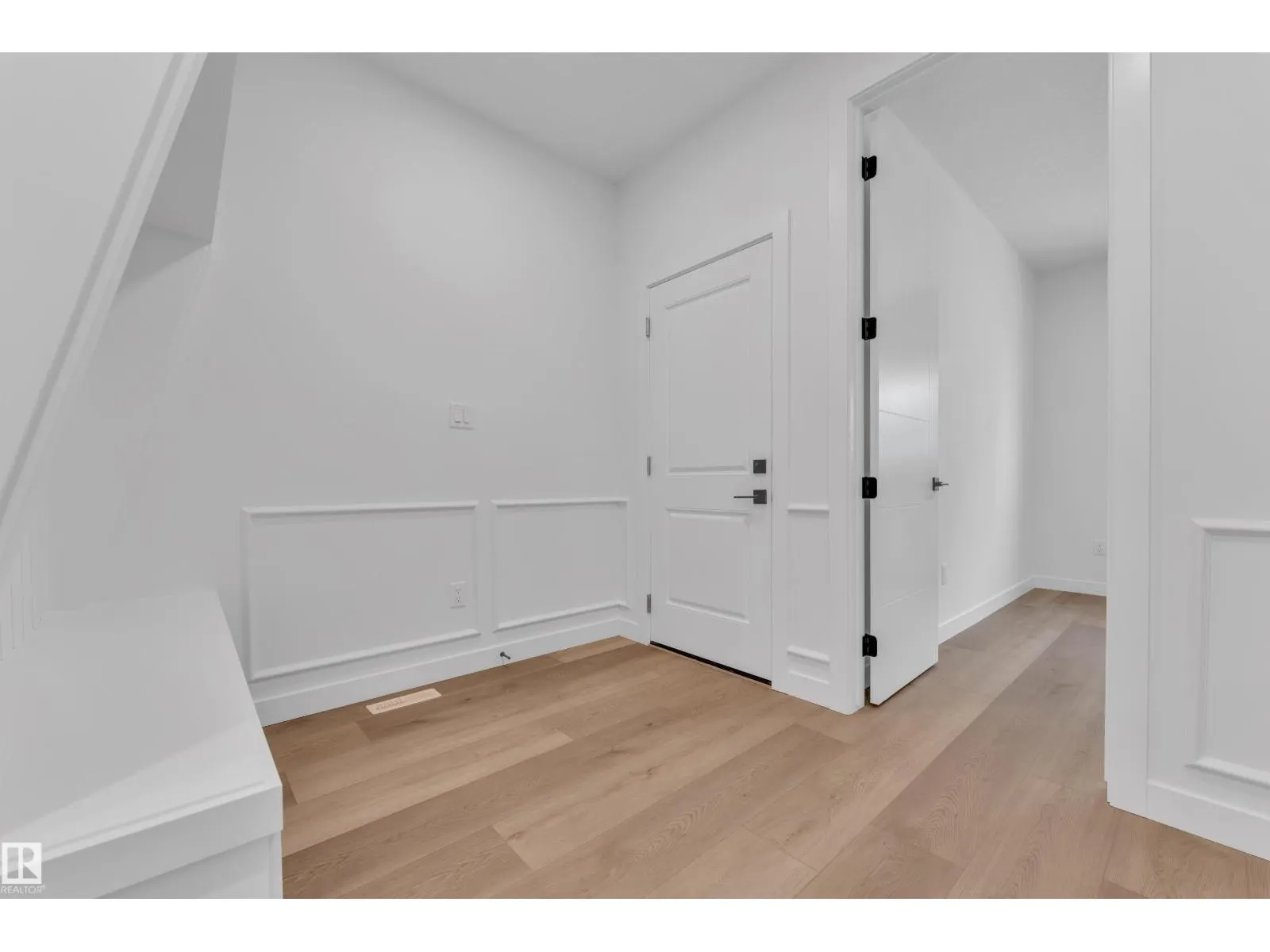 159 Graybriar DR