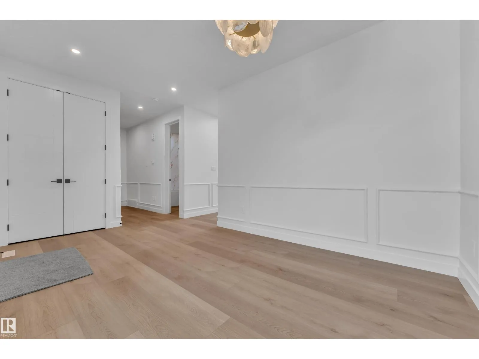159 Graybriar DR