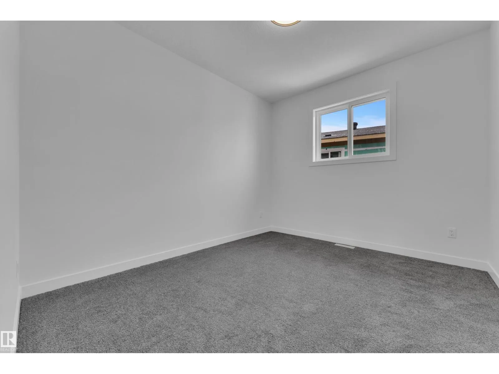 159 Graybriar DR