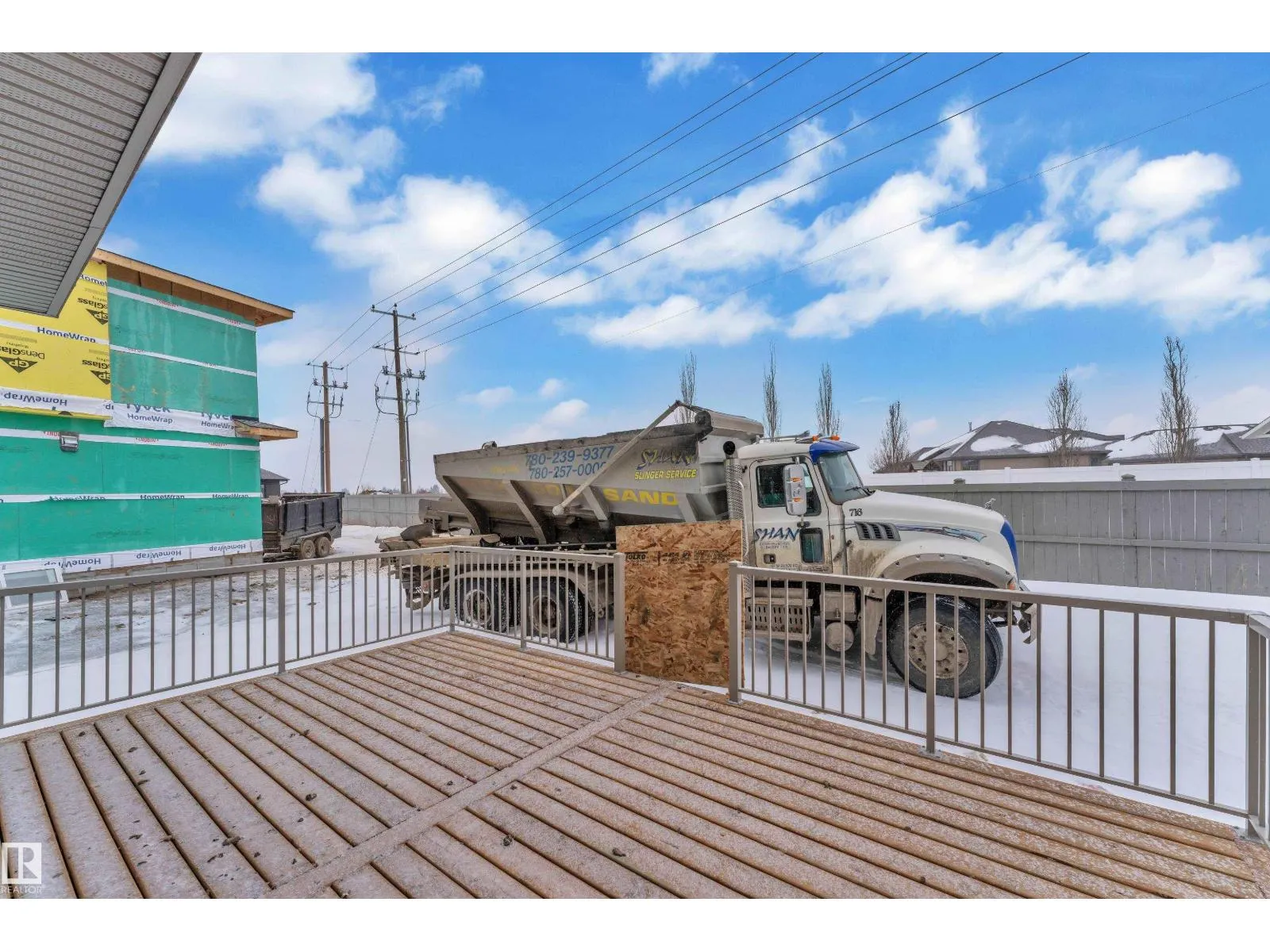 159 Graybriar DR