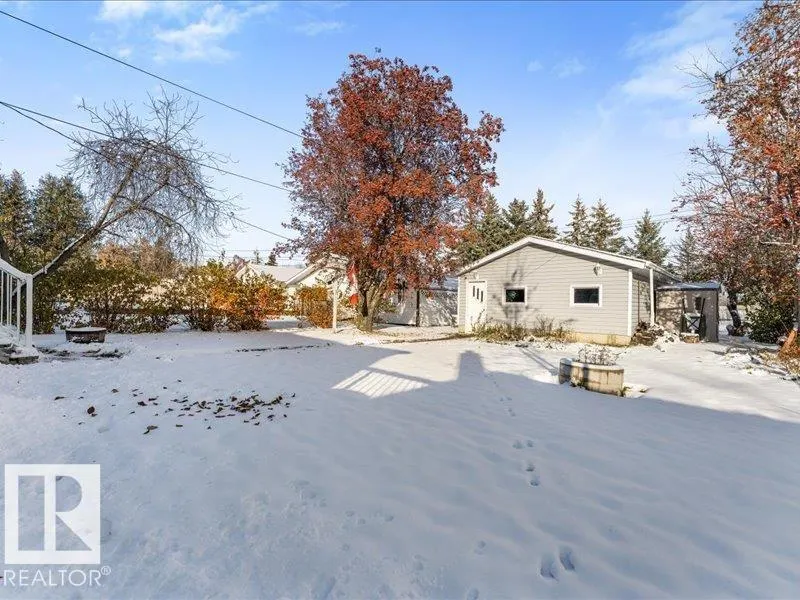 9913 109 ST