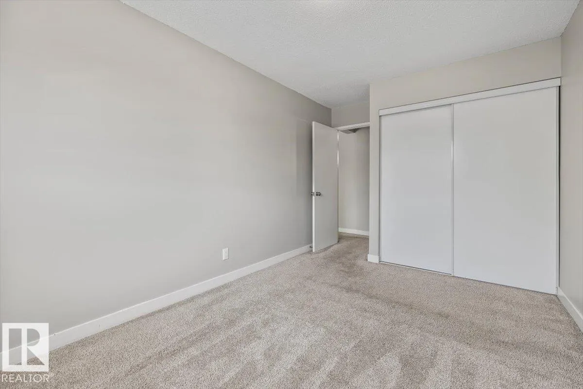 #306 10330 113 ST NW