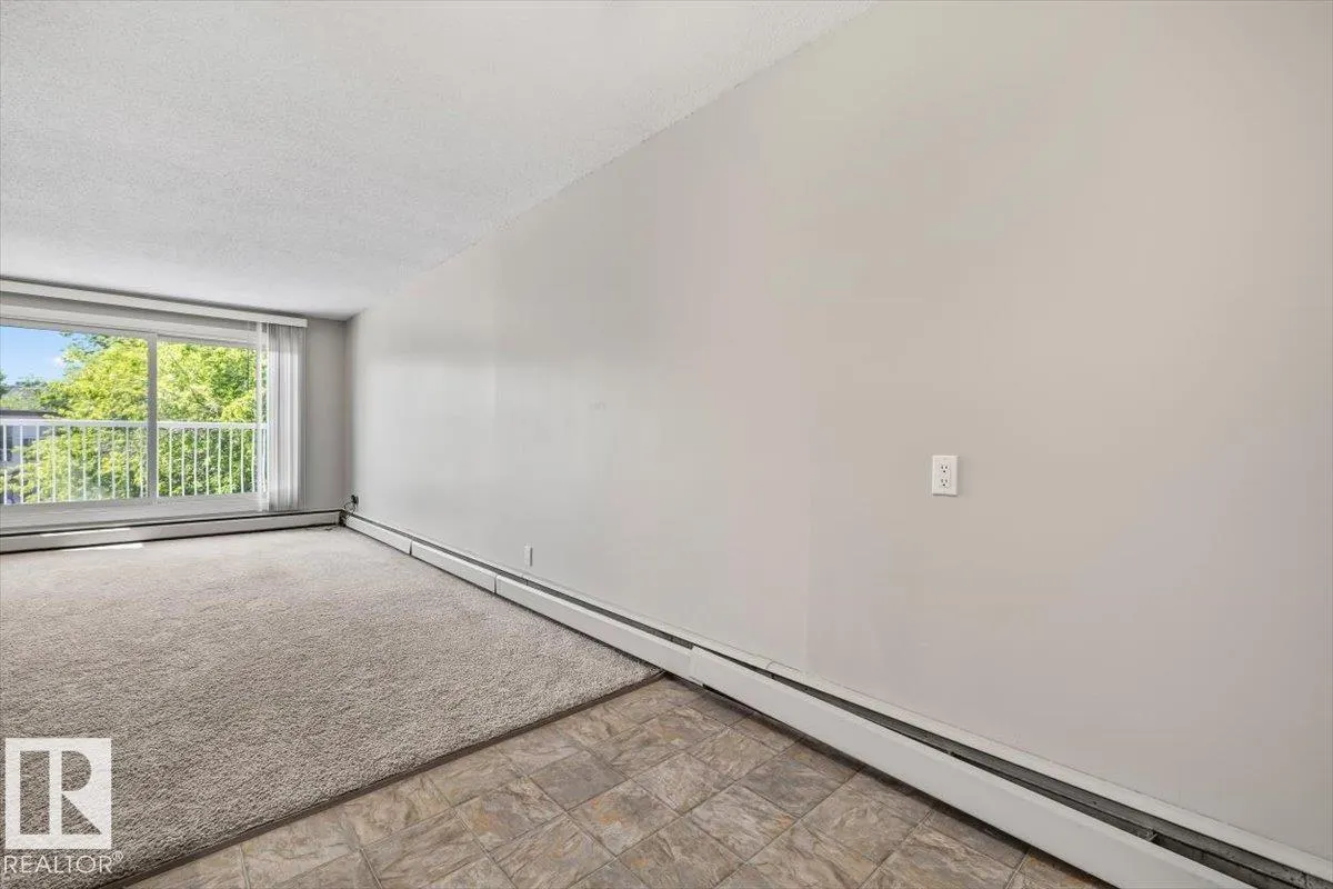 #306 10330 113 ST NW