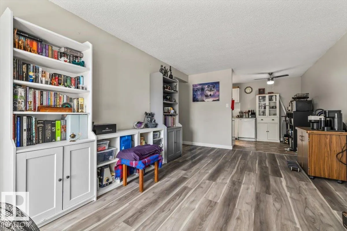 #202 10330 113 ST NW