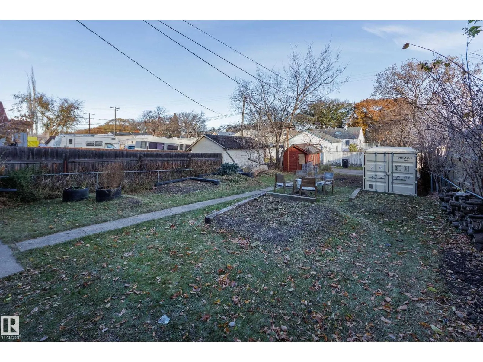 11933 63 ST NW