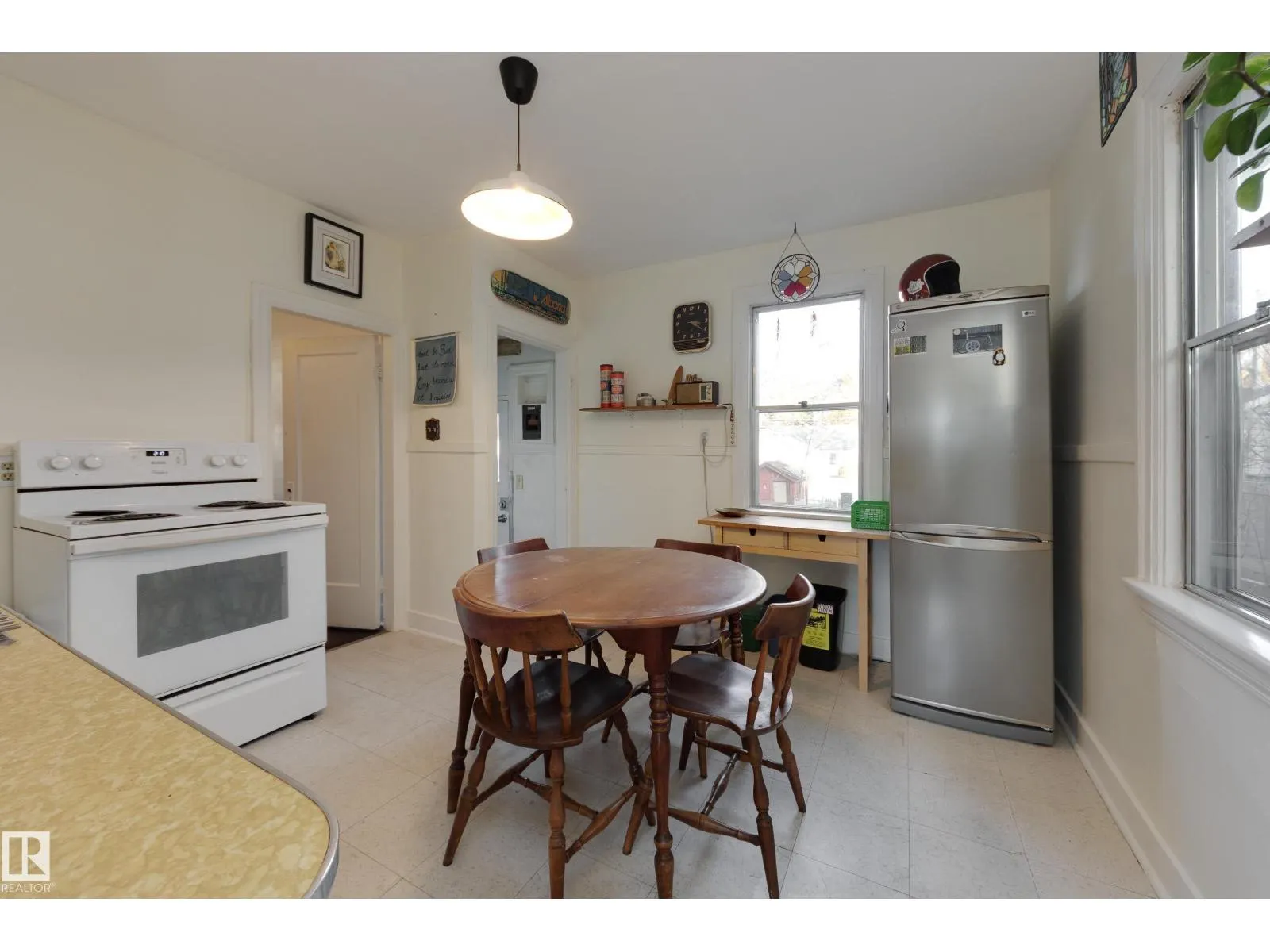11933 63 ST NW