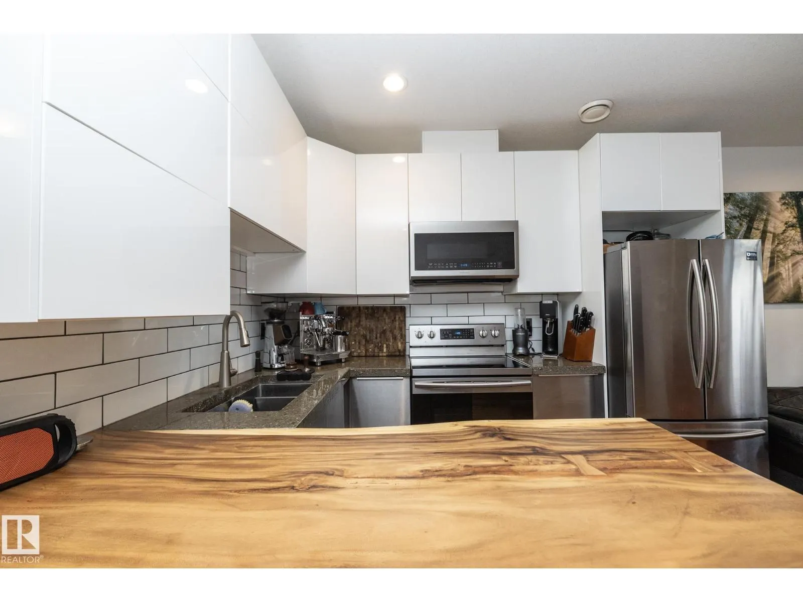 53 SANDALWOOD PL
