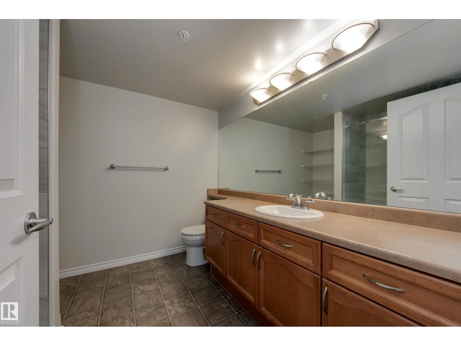 #216 7510 89 ST NW