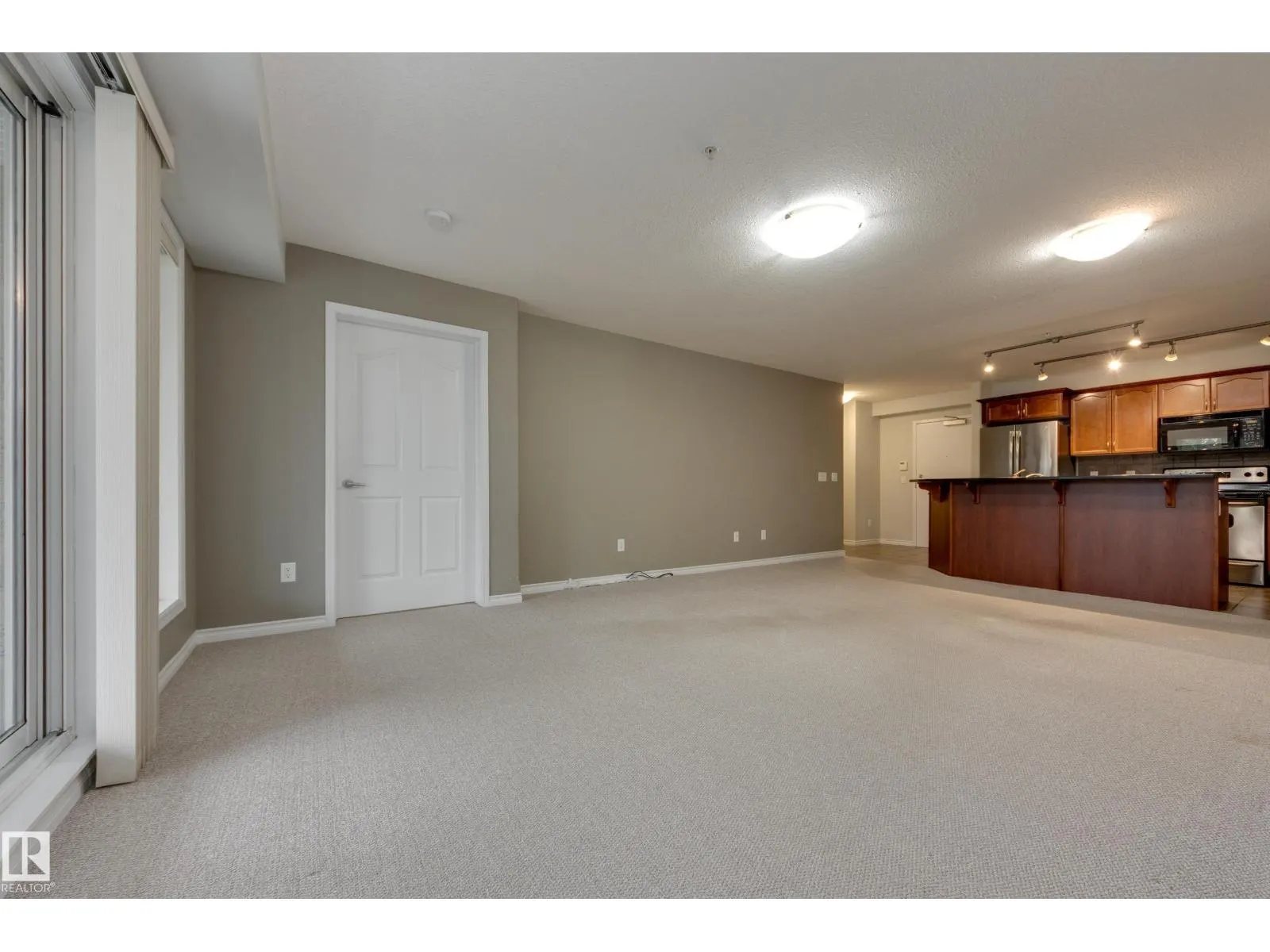 #216 7510 89 ST NW