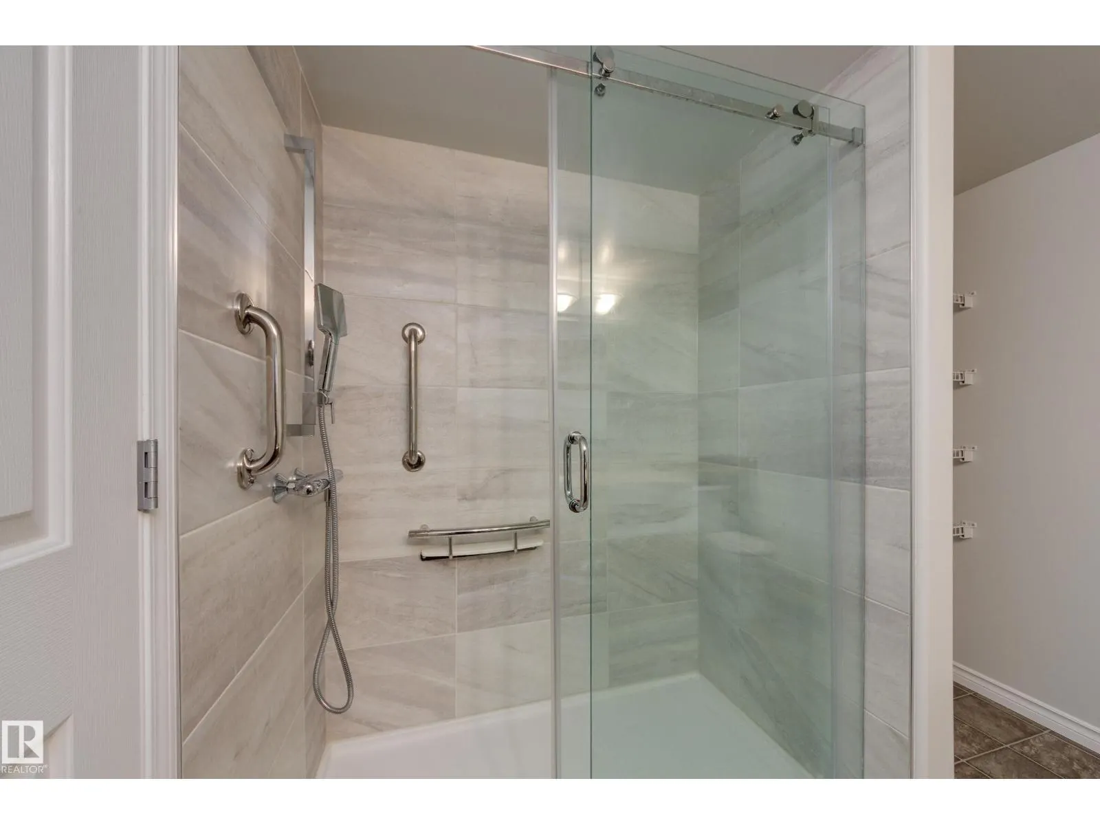 #216 7510 89 ST NW