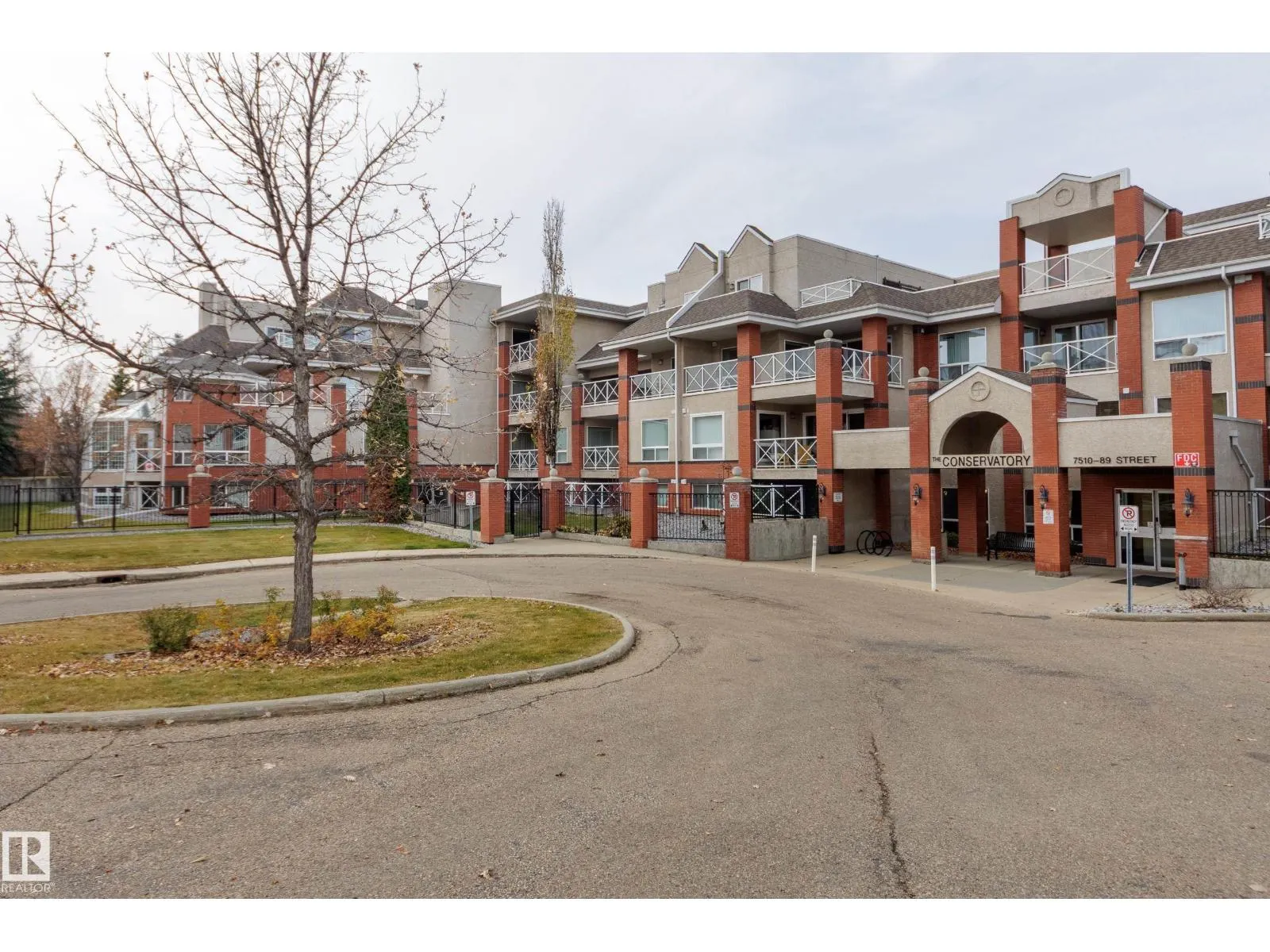 #216 7510 89 ST NW