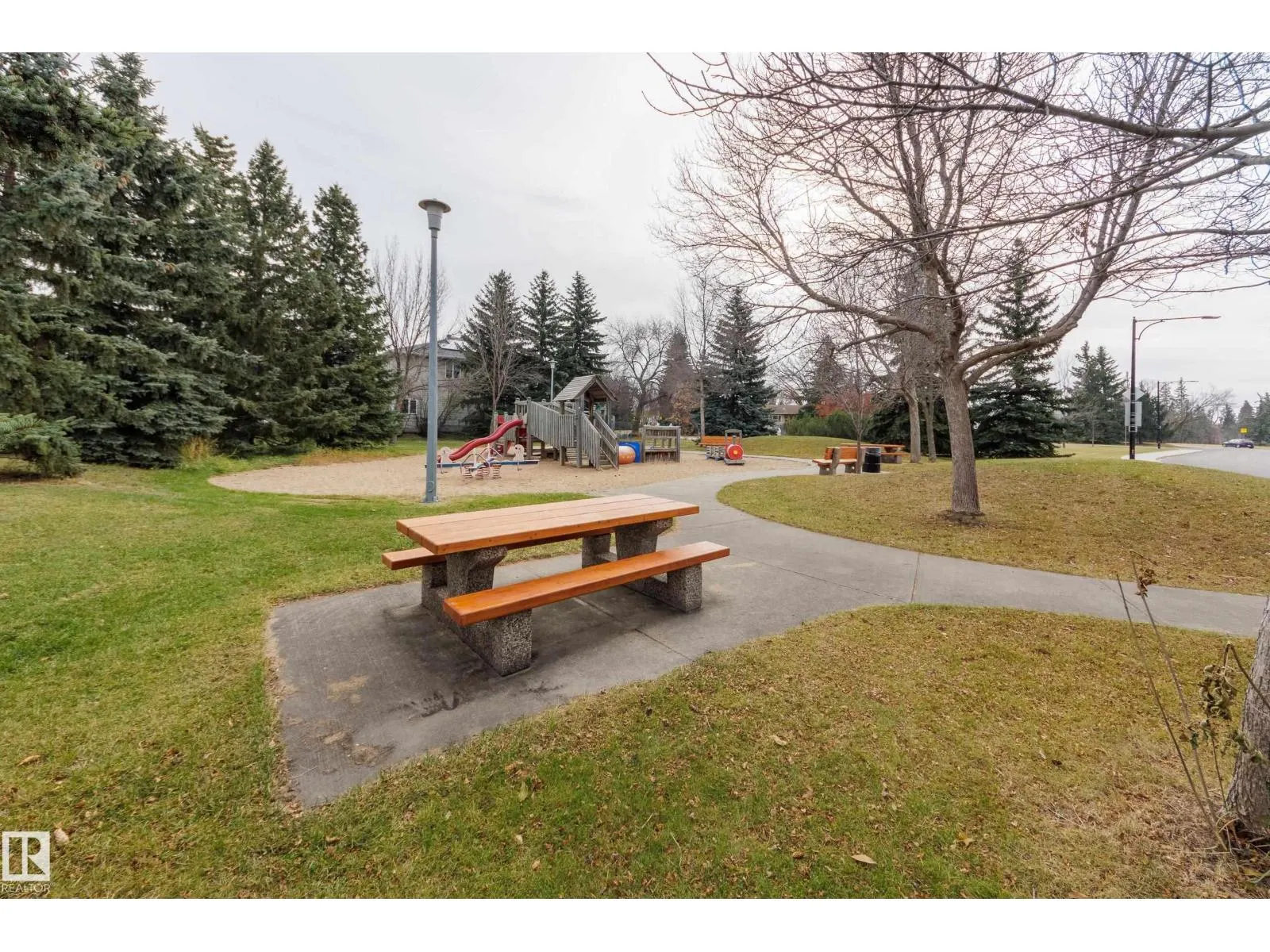 #216 7510 89 ST NW