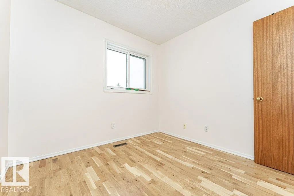 242 KIRKWOOD AV NW