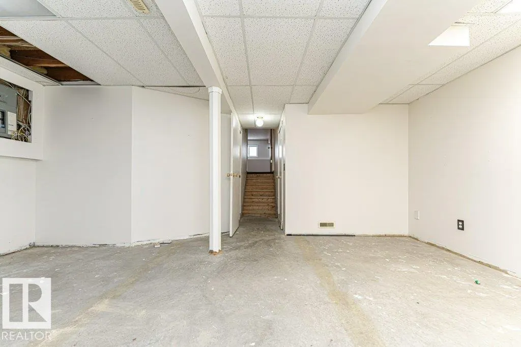 242 KIRKWOOD AV NW