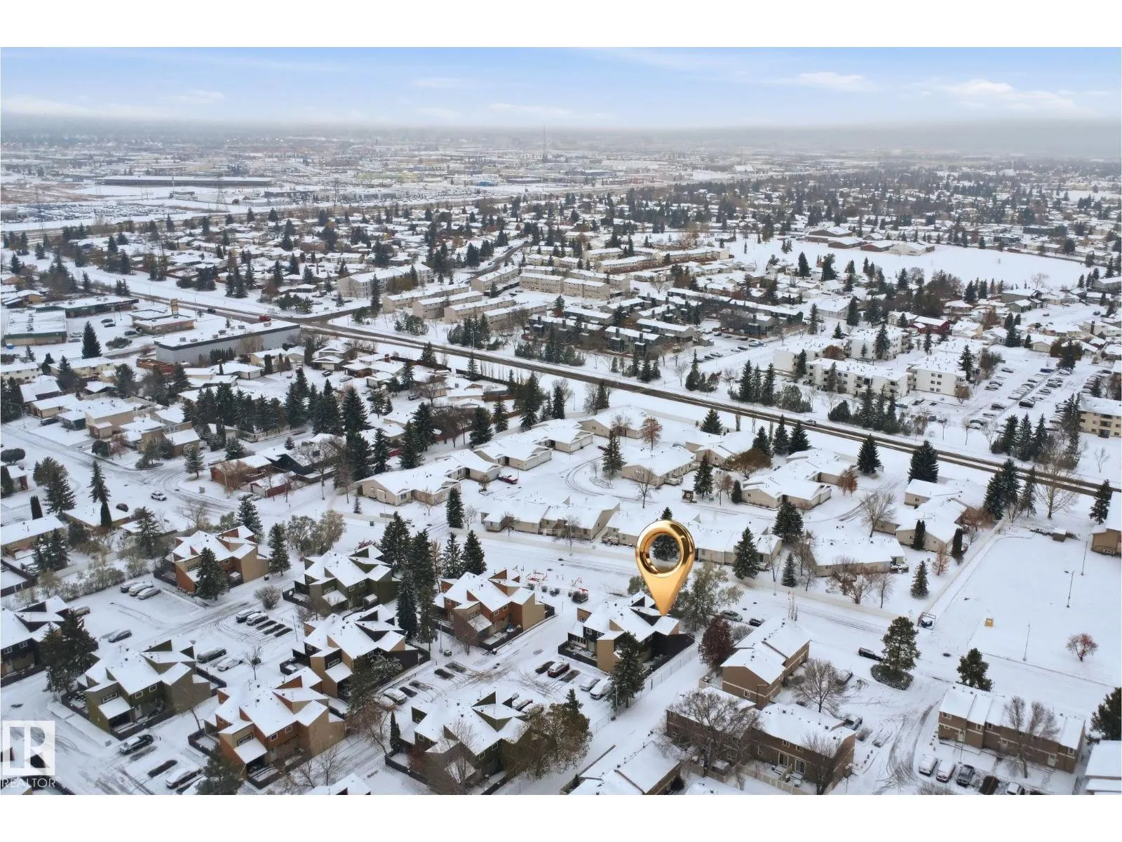 8003 27 AV NW