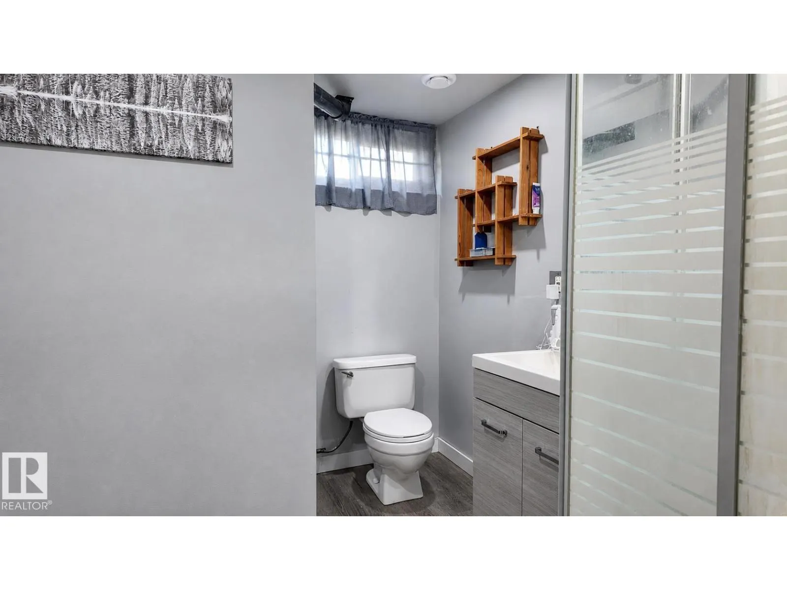 16608 109 ST NW