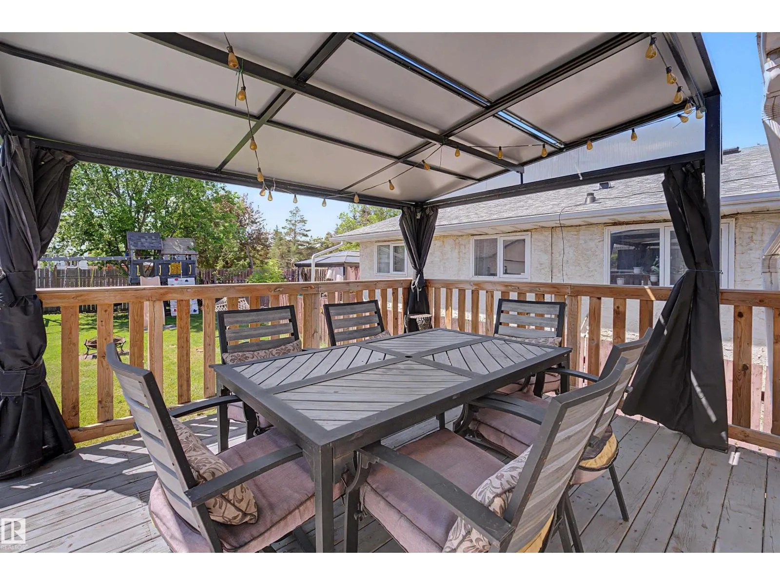 16608 109 ST NW