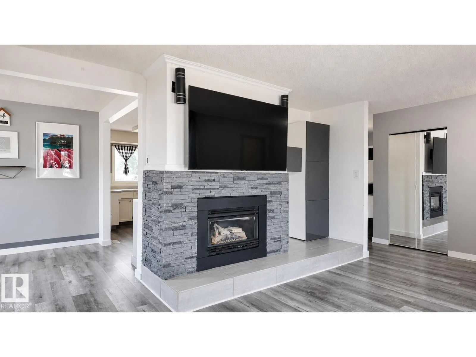 16608 109 ST NW