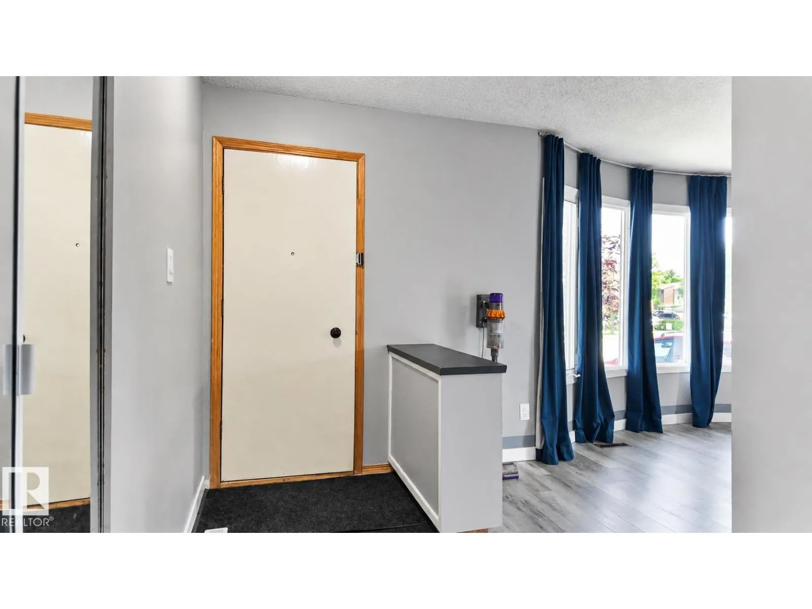 16608 109 ST NW
