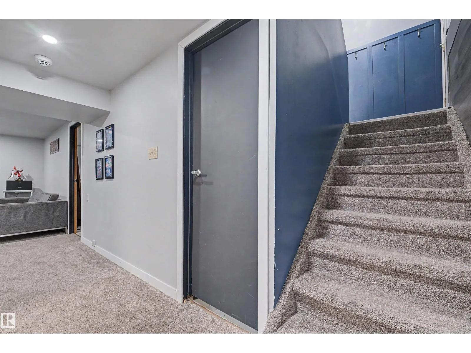 16608 109 ST NW