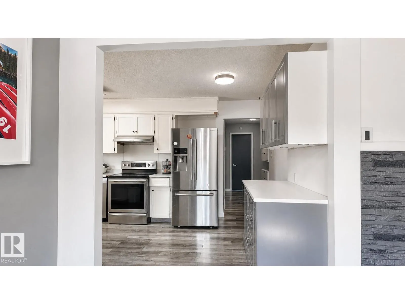 16608 109 ST NW