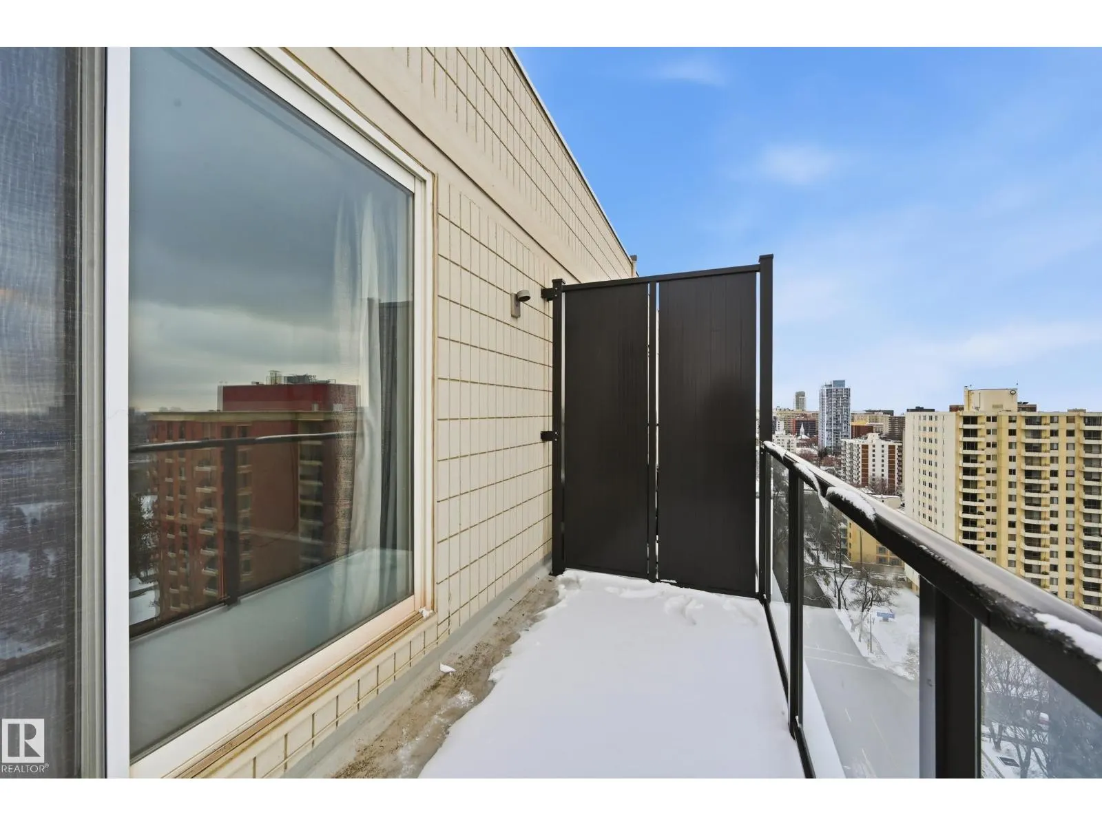 #1805 10011 116 ST NW