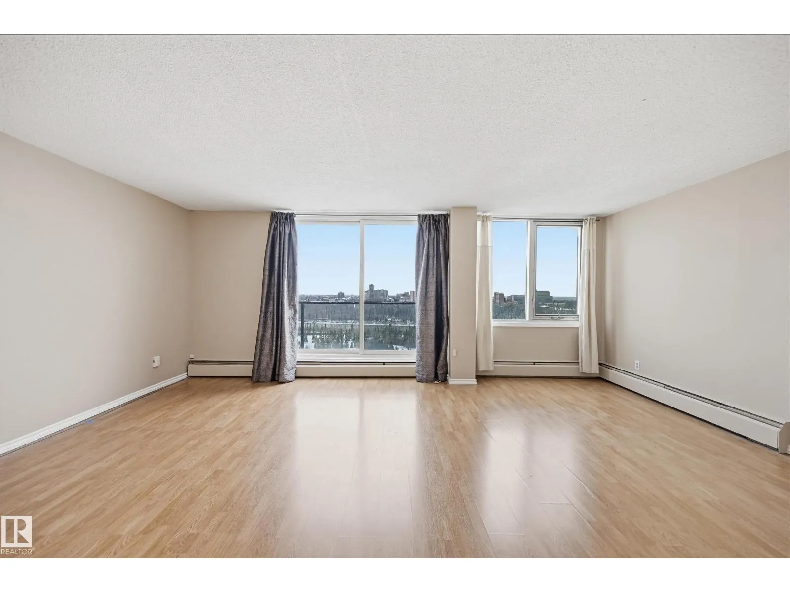 #1805 10011 116 ST NW