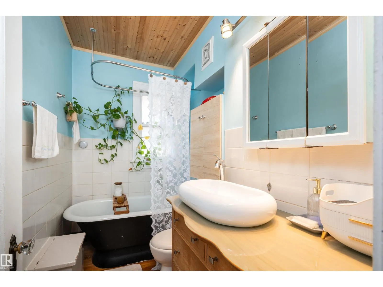 11506 94 ST NW